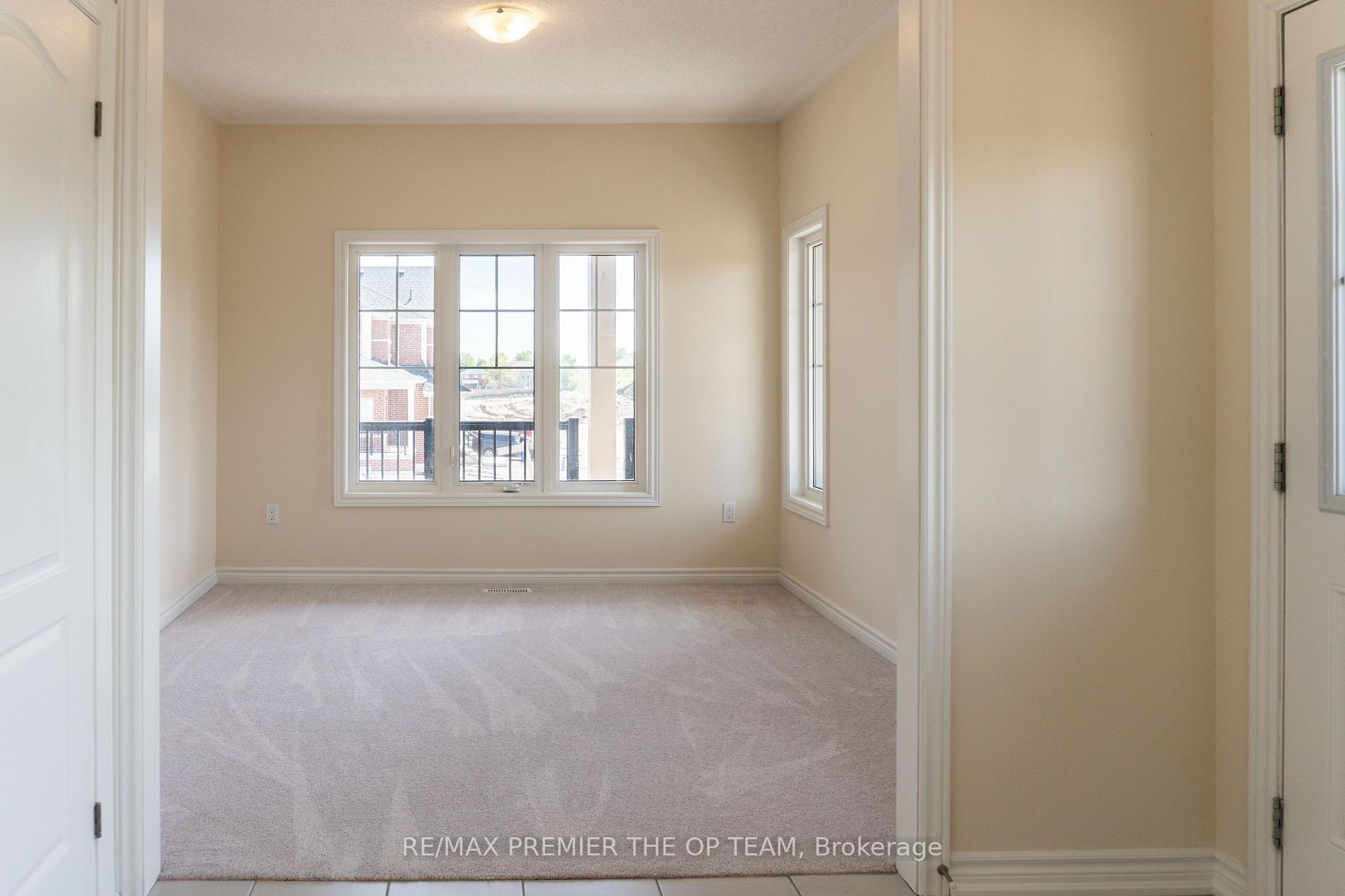 Photo 6 of 154 North Garden Boulevard, Scugog, Port Perry — HOMEH