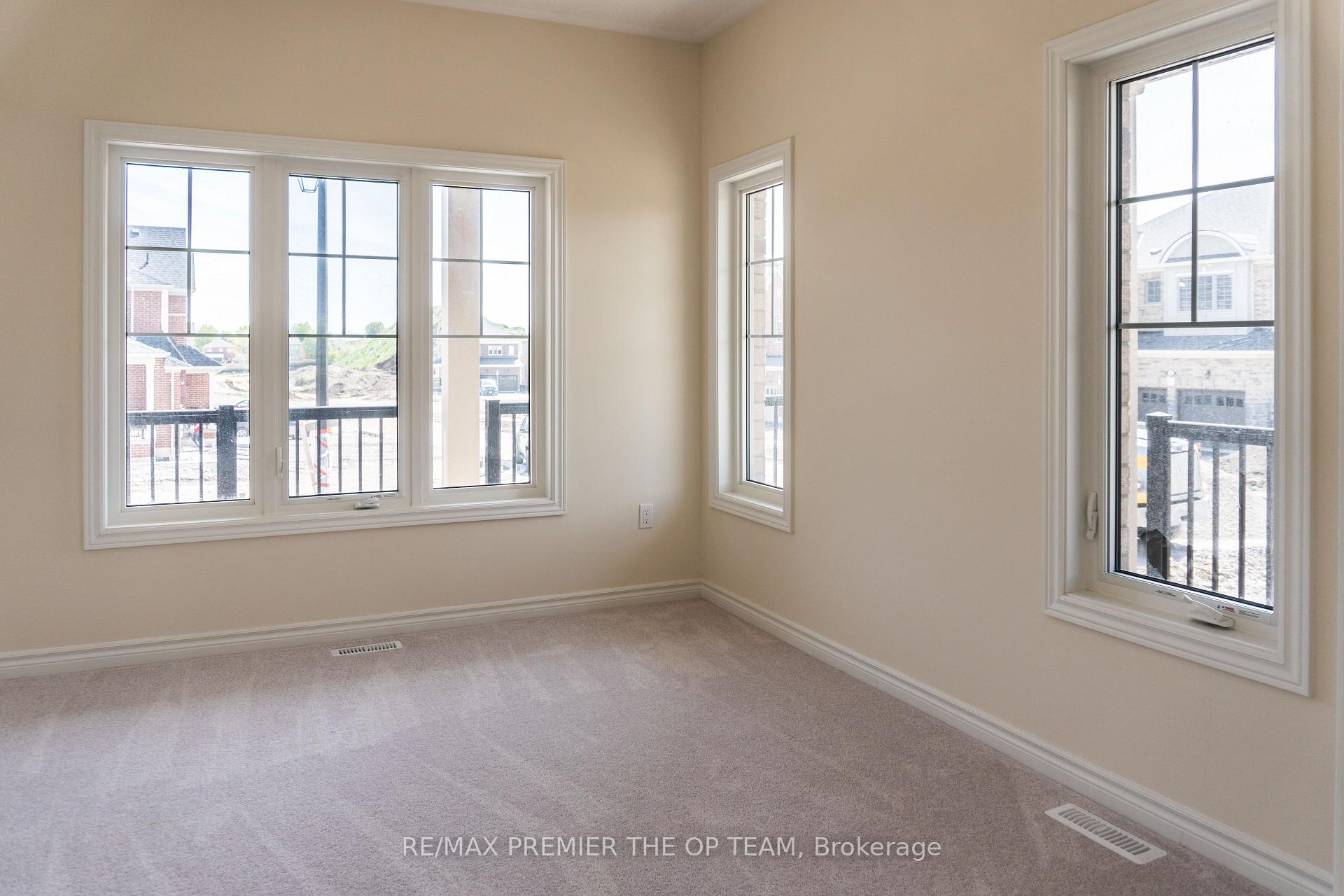 Photo 7 of 154 North Garden Boulevard, Scugog, Port Perry — HOMEH