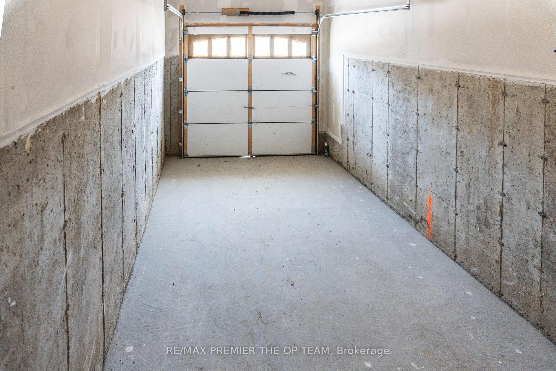 Photo 19 of 154 North Garden Boulevard, Scugog, Port Perry — HOMEH