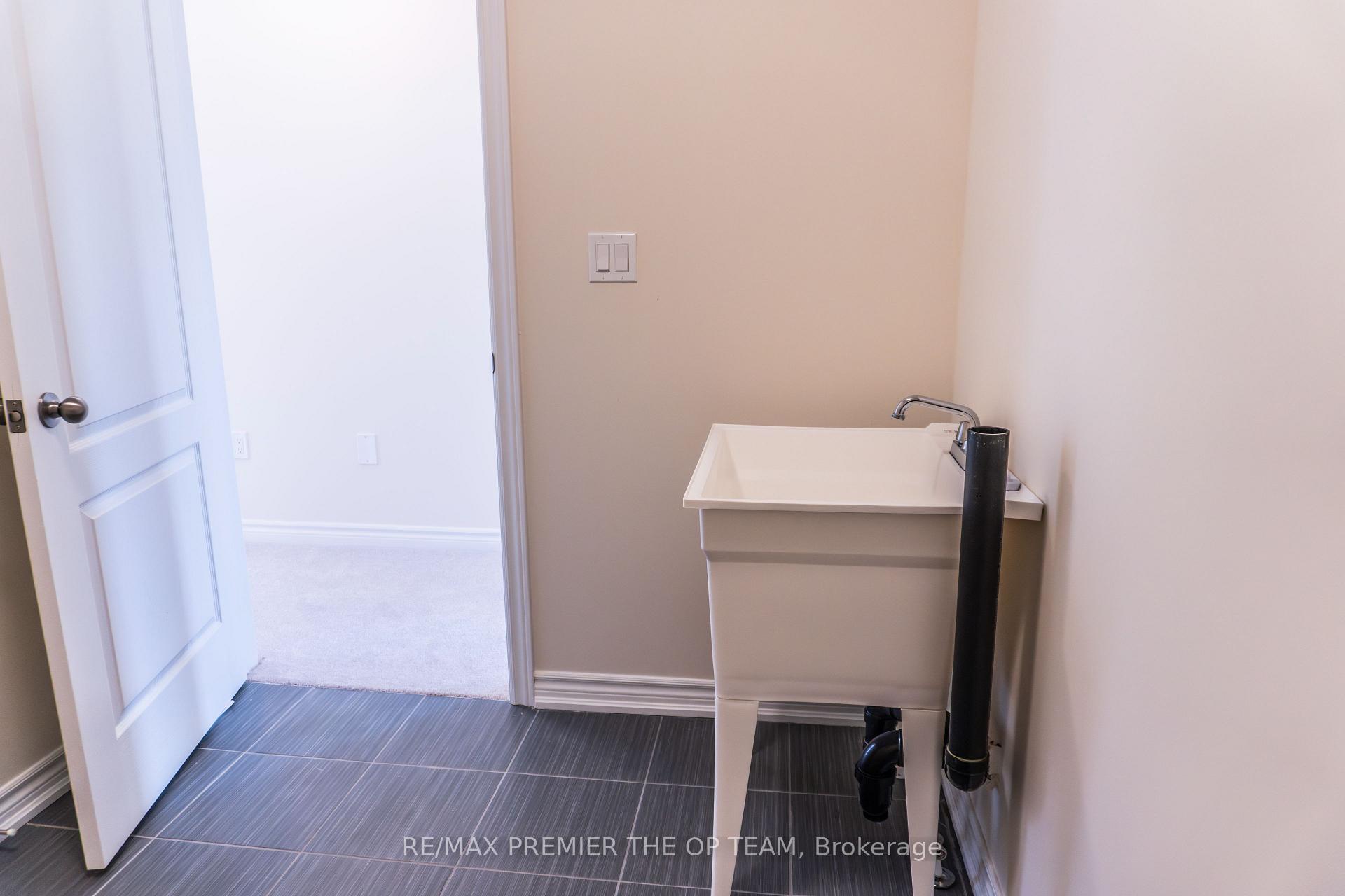 Photo 32 of 154 North Garden Boulevard, Scugog, Port Perry — HOMEH