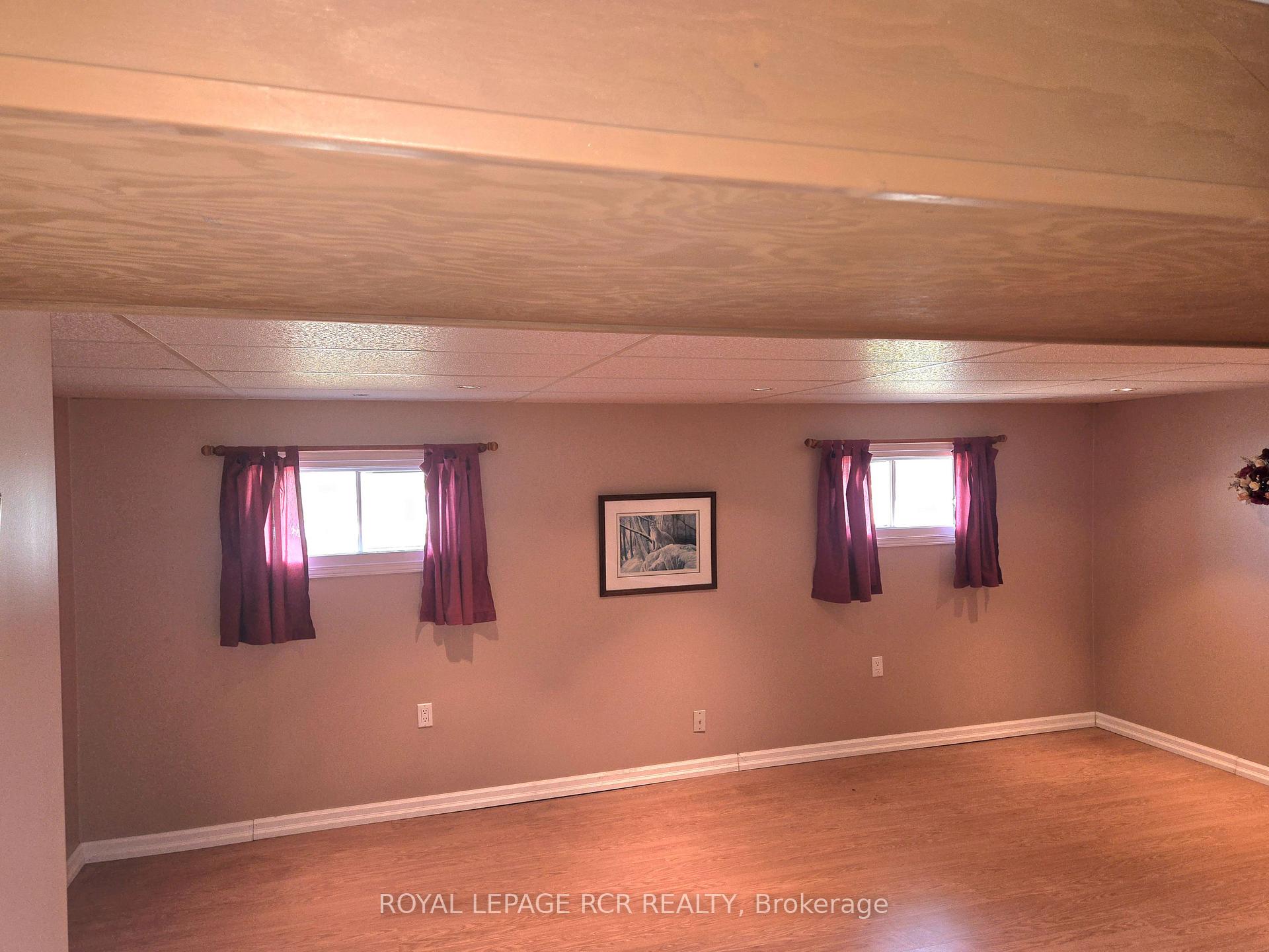 Photo 9 of 412 Robert Street, Shelburne — HOMEH