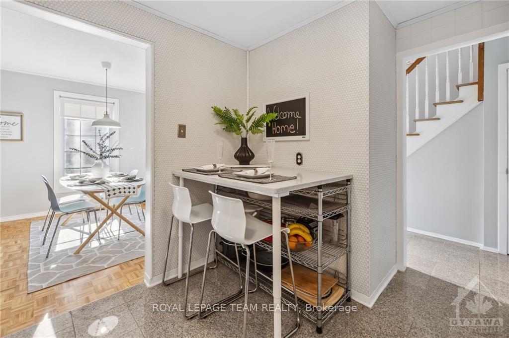 Photo 11 of 347 Monterey Drive, Ottawa, Leslie Park — HOMEH