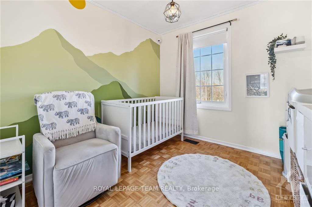Photo 20 of 347 Monterey Drive, Ottawa, Leslie Park — HOMEH