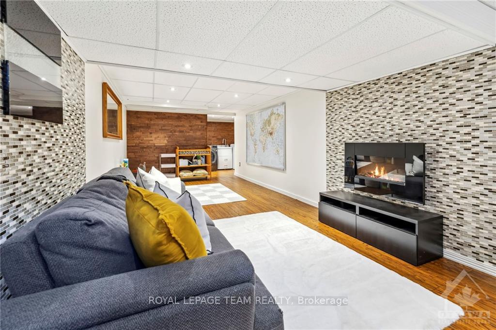 Photo 23 of 347 Monterey Drive, Ottawa, Leslie Park — HOMEH