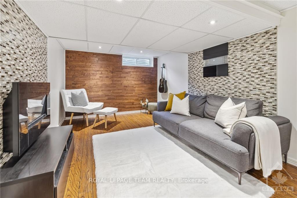 Photo 25 of 347 Monterey Drive, Ottawa, Leslie Park — HOMEH