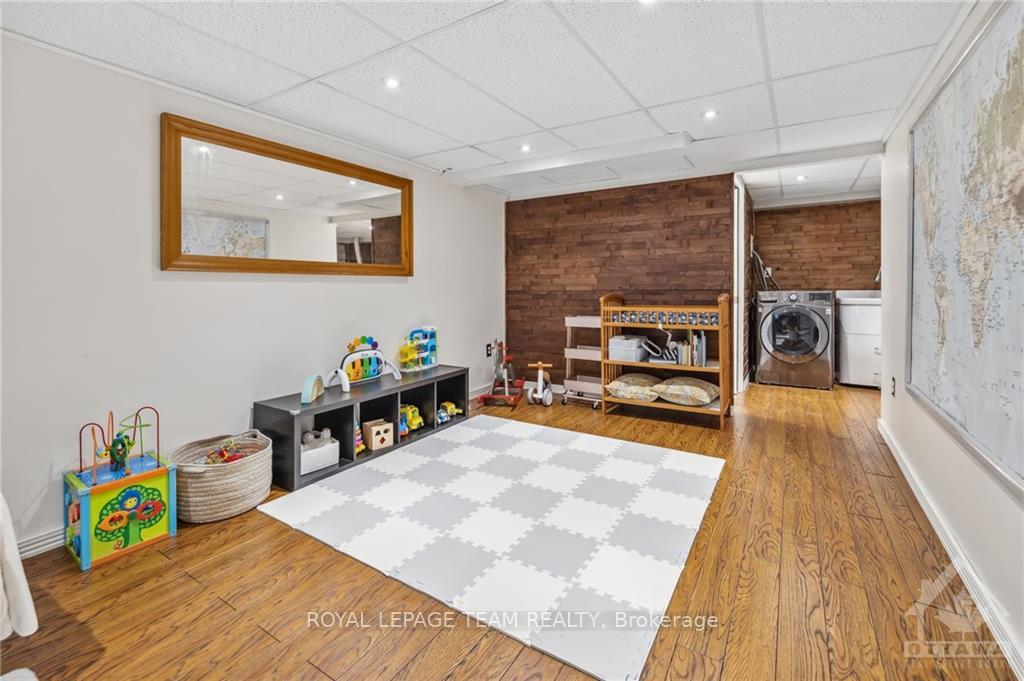 Photo 26 of 347 Monterey Drive, Ottawa, Leslie Park — HOMEH