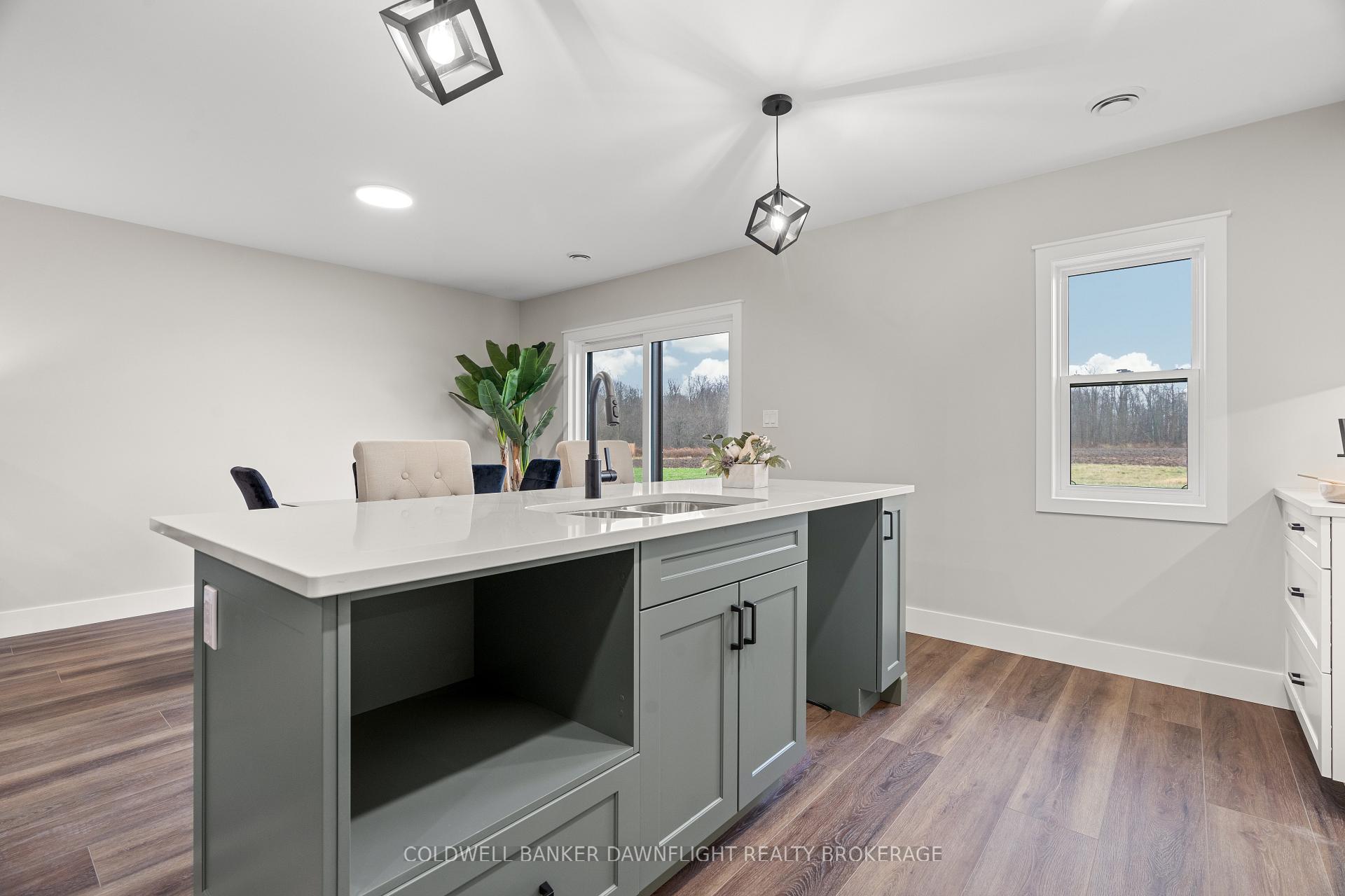 Photo 3 of 137 Victoria Avenue E, South Huron, Stephen — HOMEH