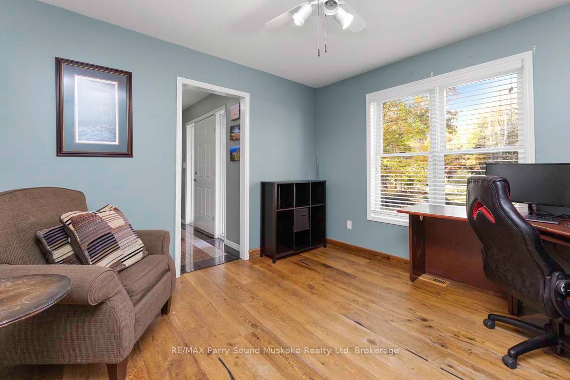 Photo 16 of 33 Humphrey Drive, Seguin — HOMEH