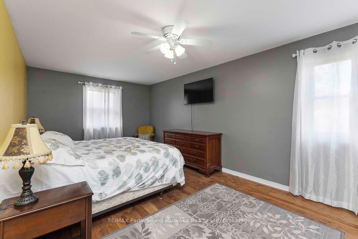Photo 20 of 33 Humphrey Drive, Seguin — HOMEH