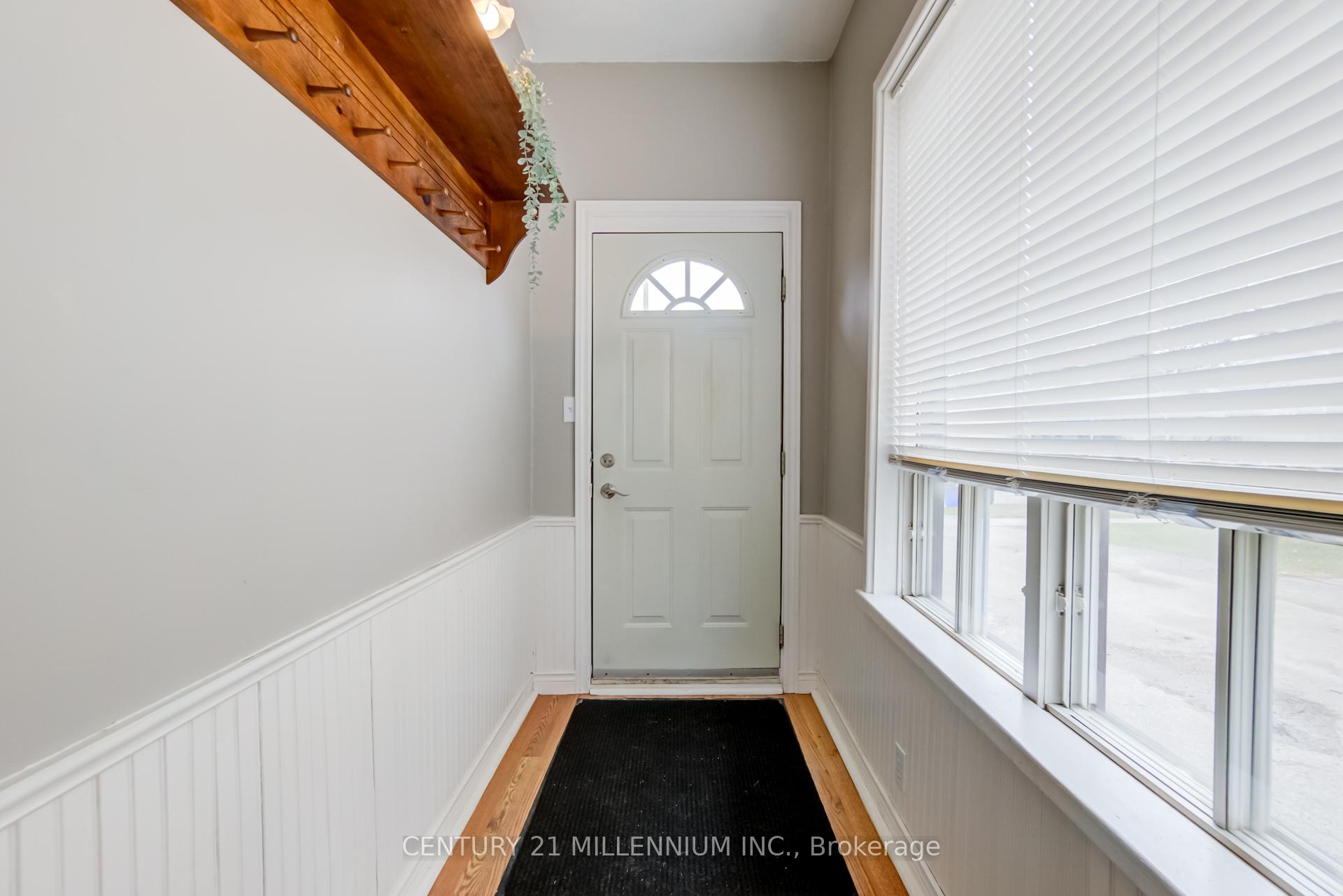 Photo 3 of 514 Pineview Gardens, Shelburne — HOMEH