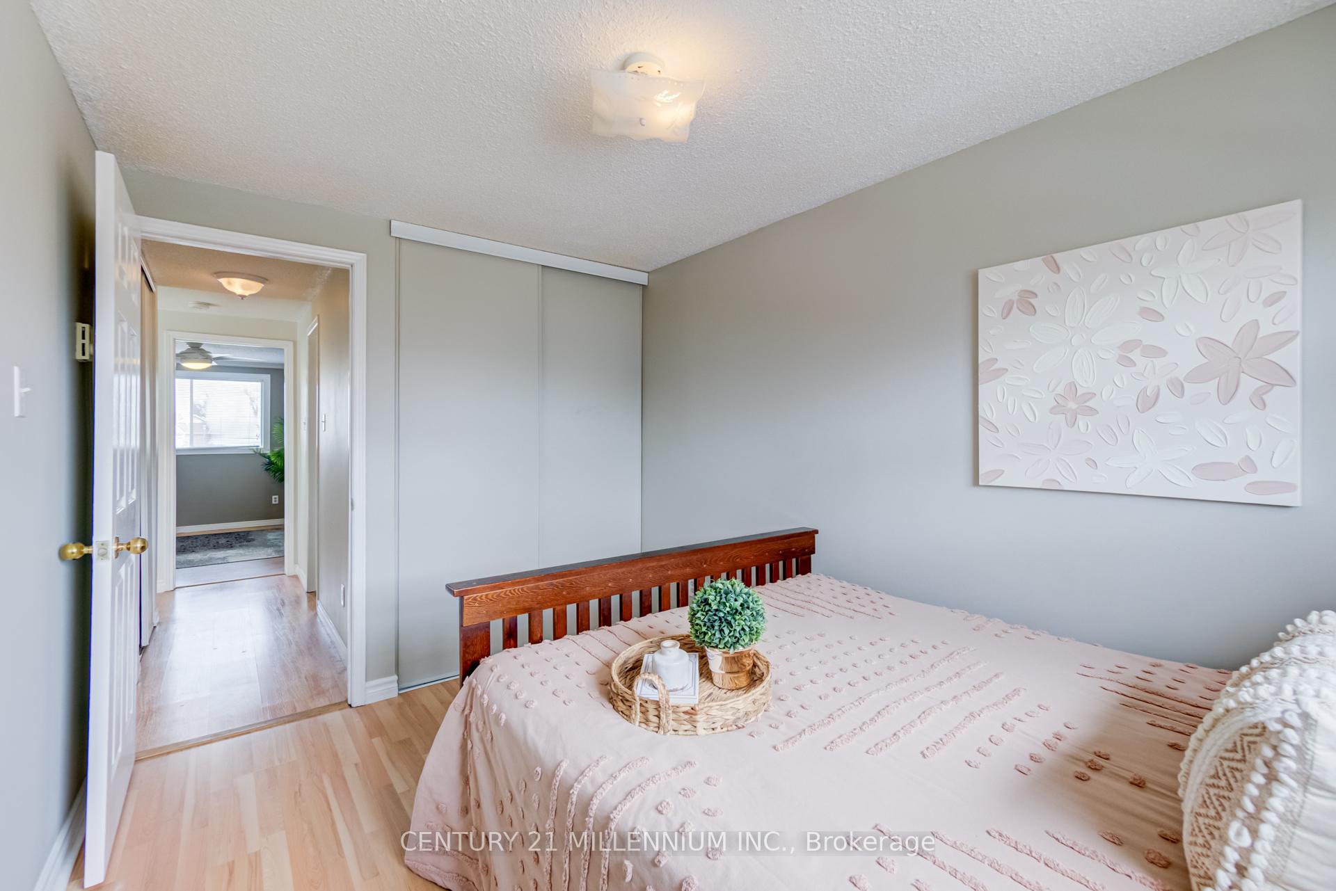 Photo 21 of 514 Pineview Gardens, Shelburne — HOMEH