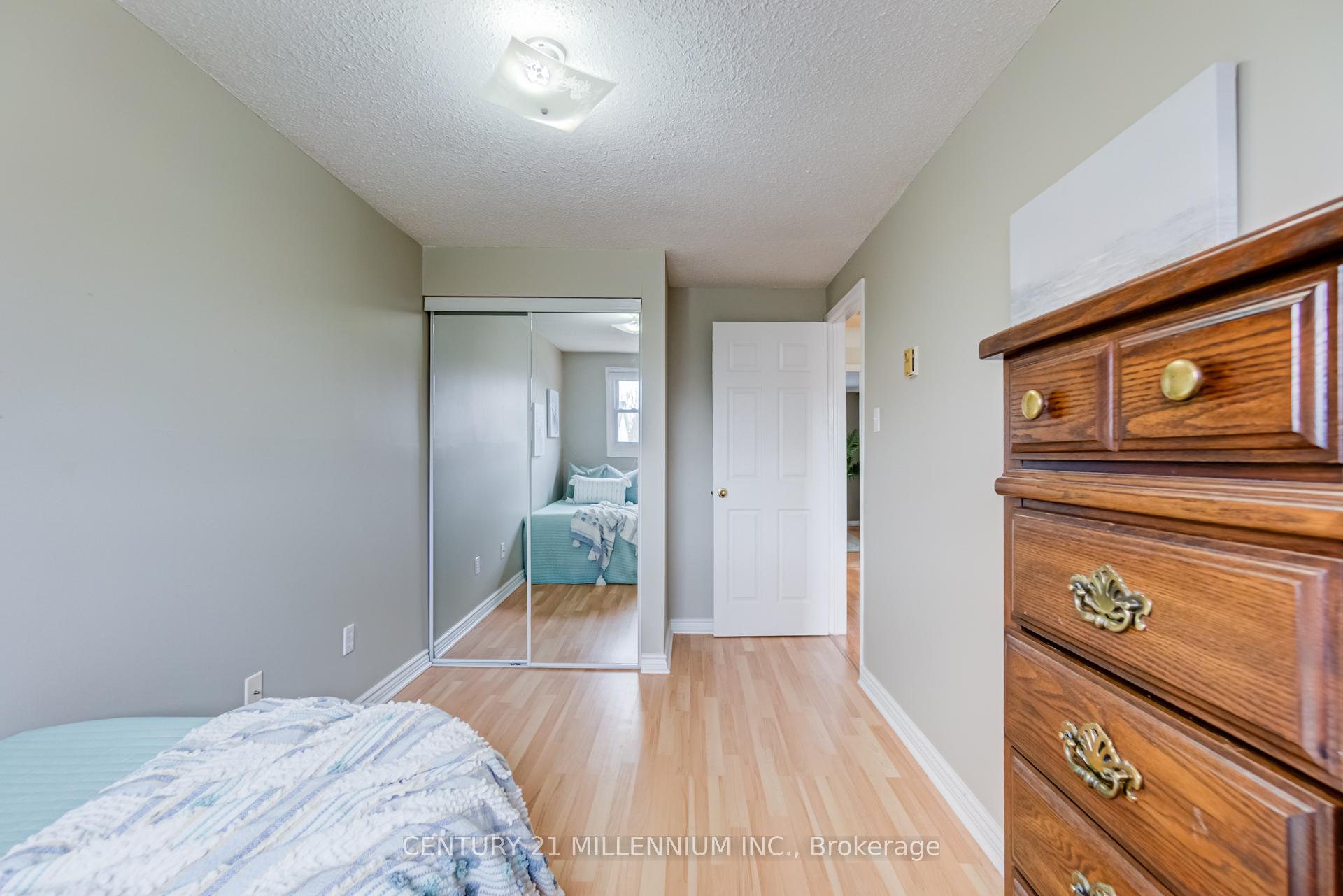 Photo 23 of 514 Pineview Gardens, Shelburne — HOMEH