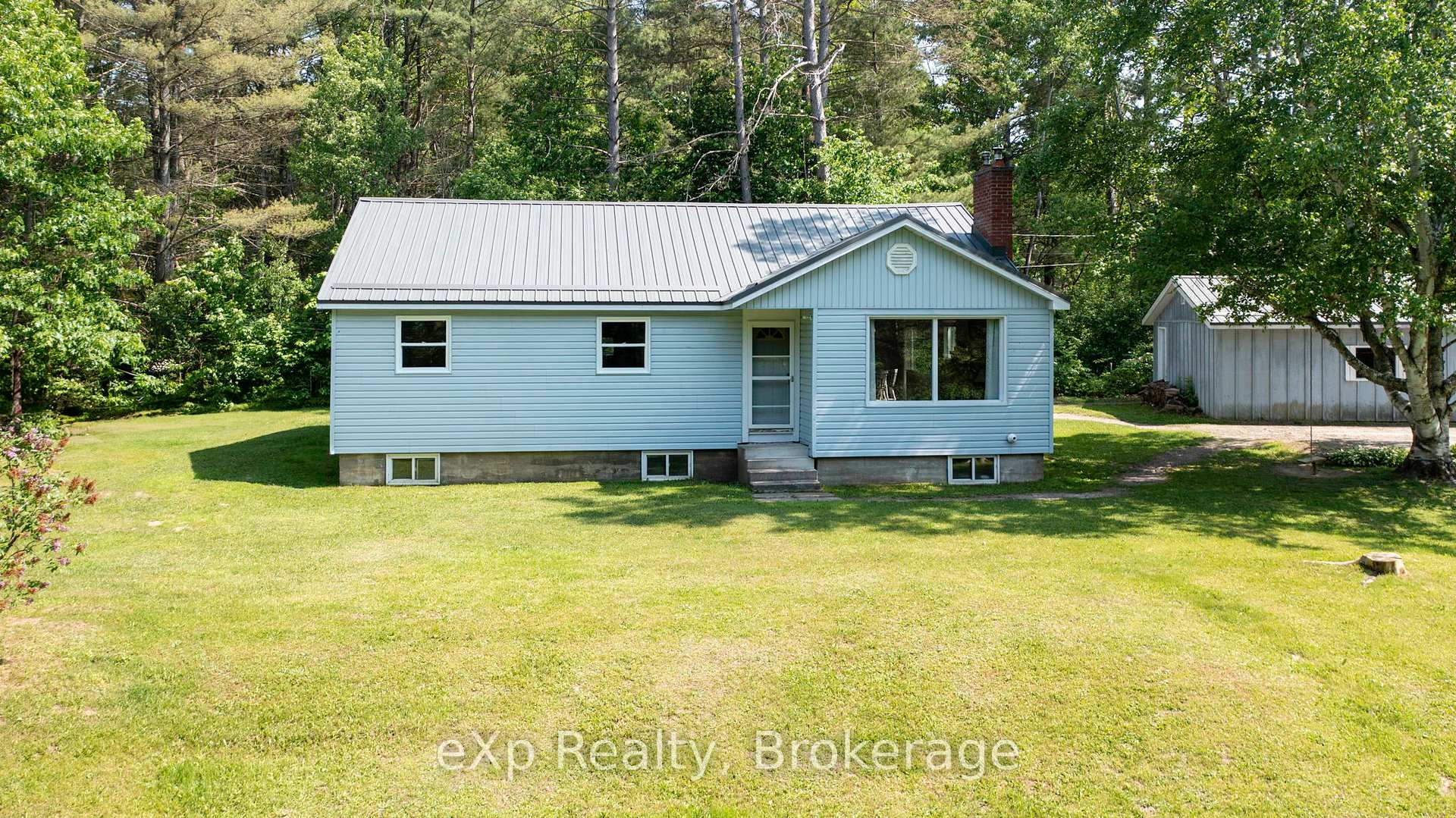 Photo 3 of 92 James Bay Jct Road, Seguin — HOMEH