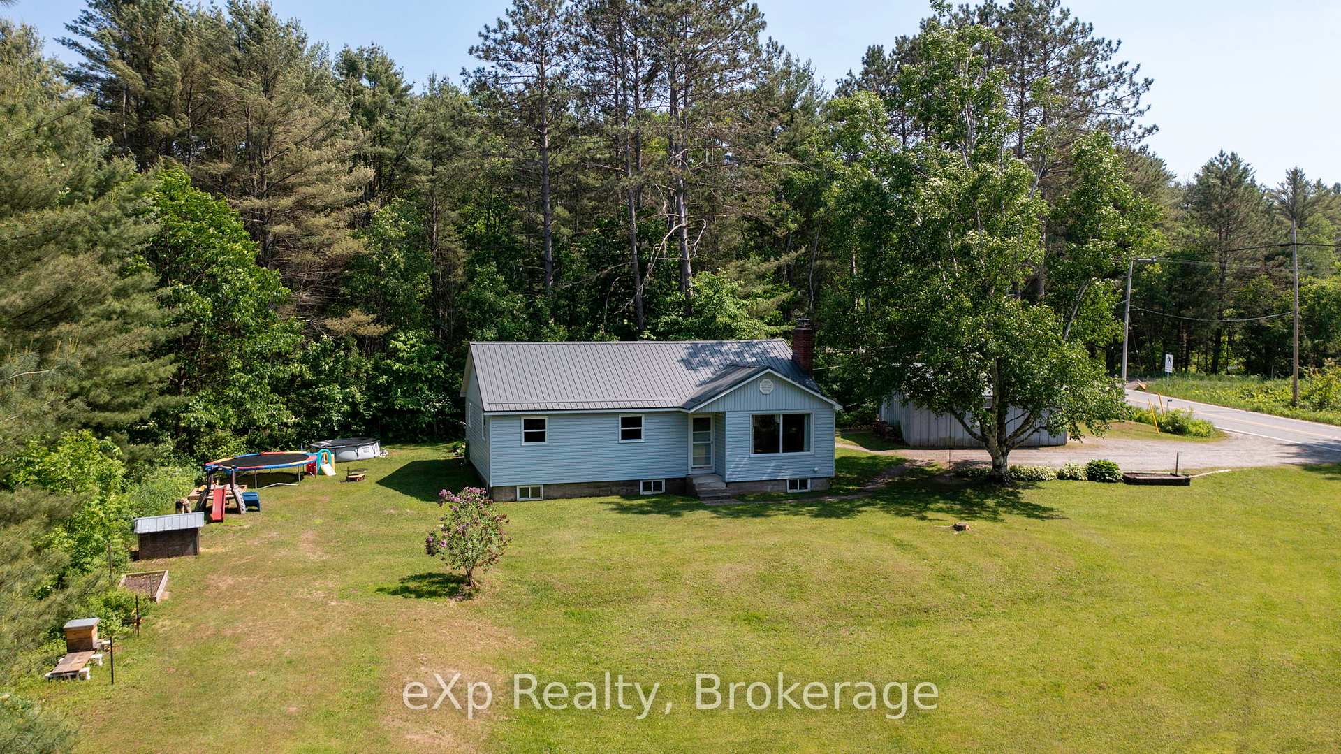 Photo 4 of 92 James Bay Jct Road, Seguin — HOMEH