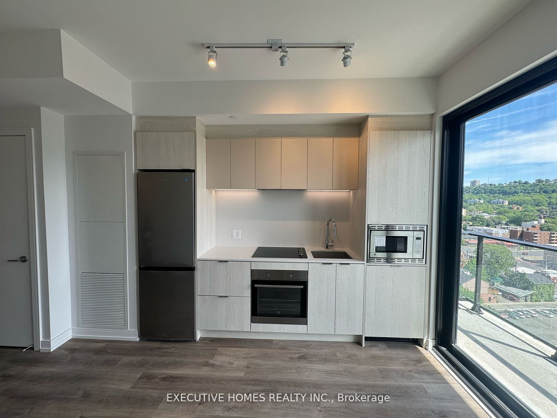 Photo 7 of Unit 1502, 1 Jarvis Street, Hamilton, Beasley — HOMEH