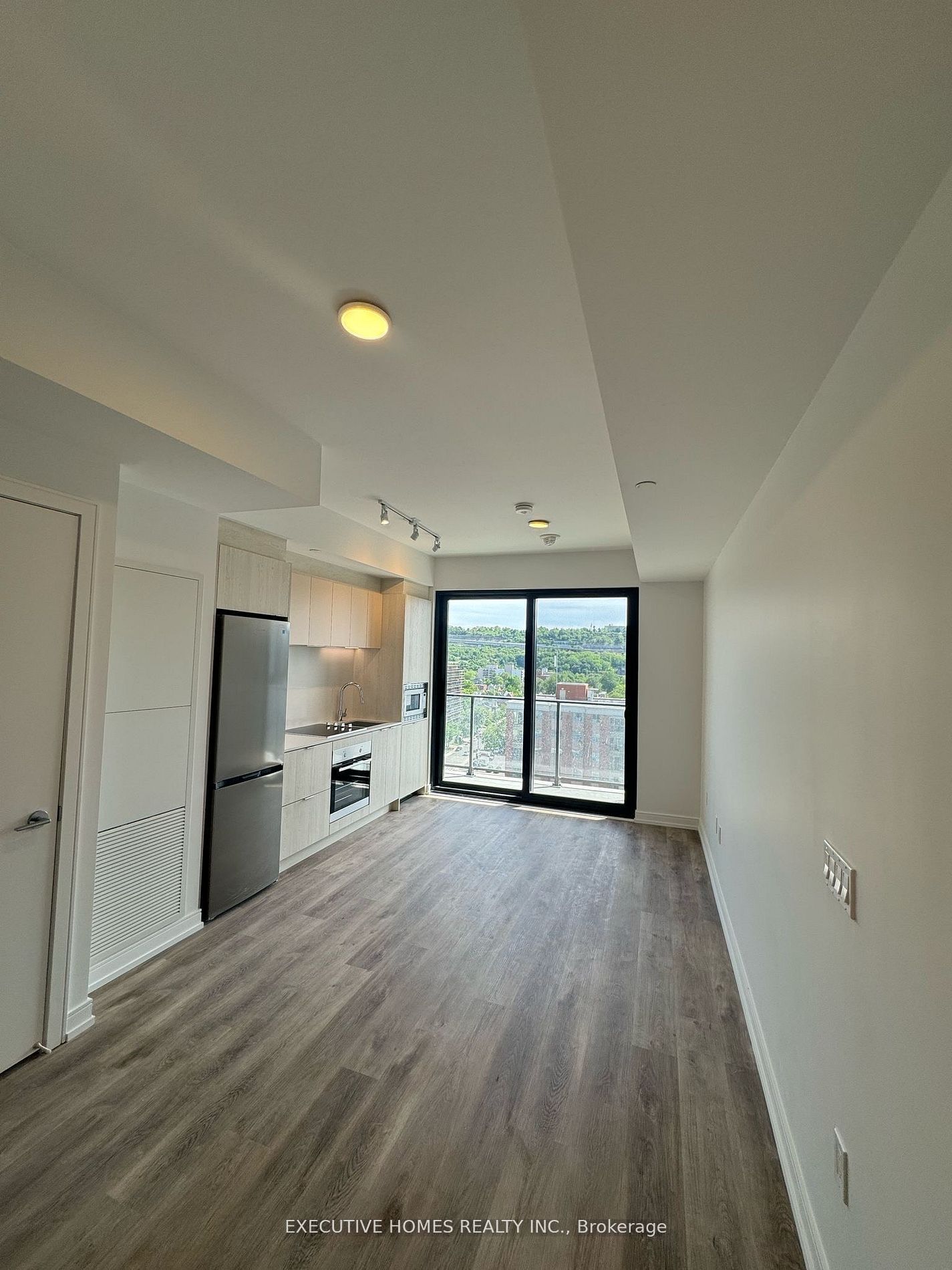 Photo 4 of Unit 1502, 1 Jarvis Street, Hamilton, Beasley — HOMEH