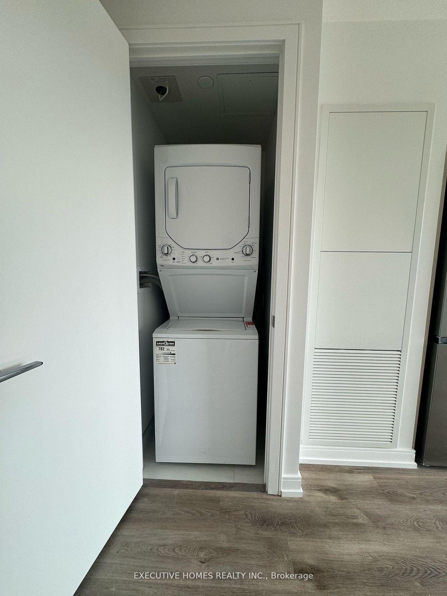 Photo 9 of Unit 1502, 1 Jarvis Street, Hamilton, Beasley — HOMEH