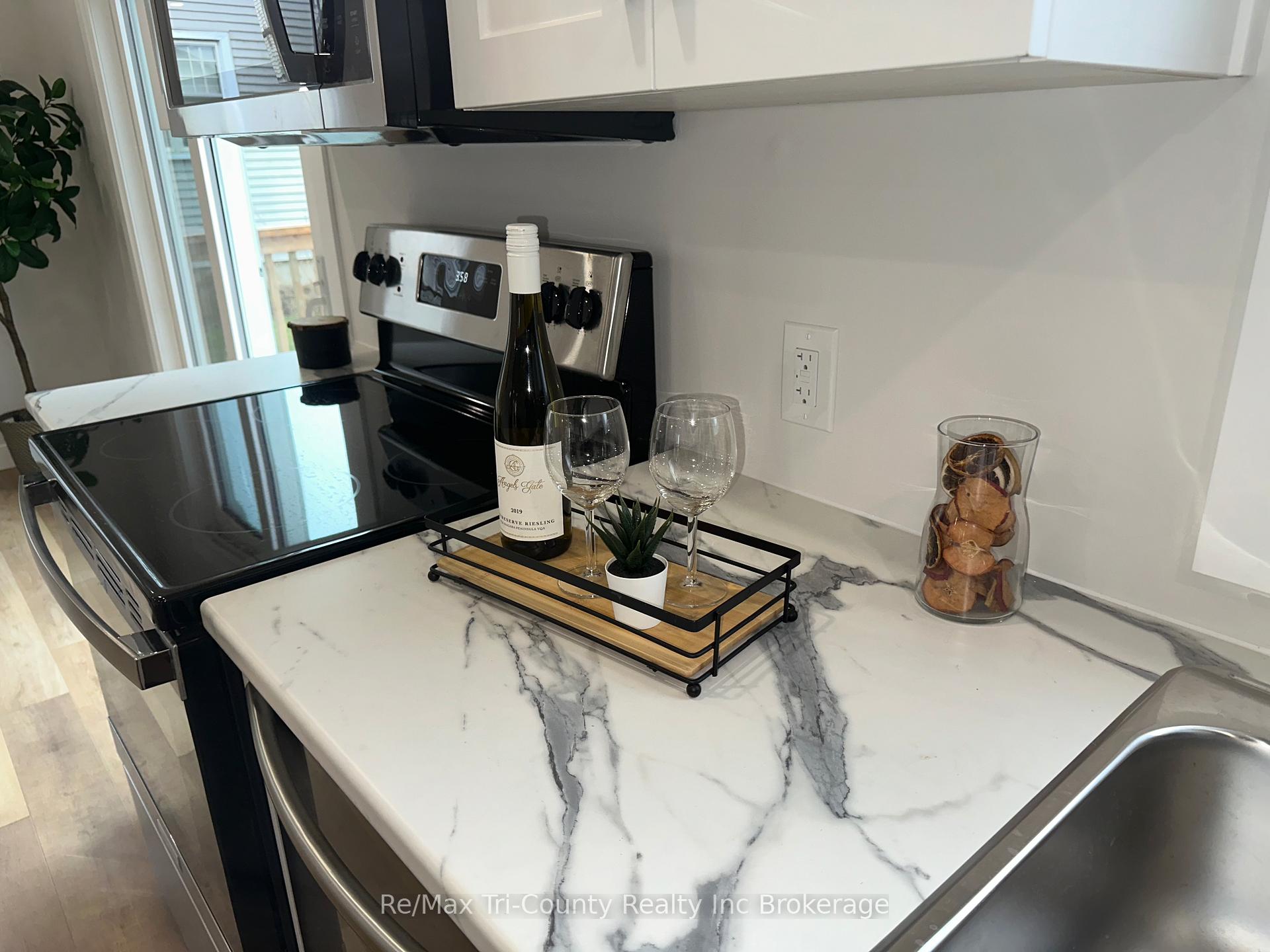 Photo 6 of 40032 Talbot Line W, Southwold, Talbotville — HOMEH
