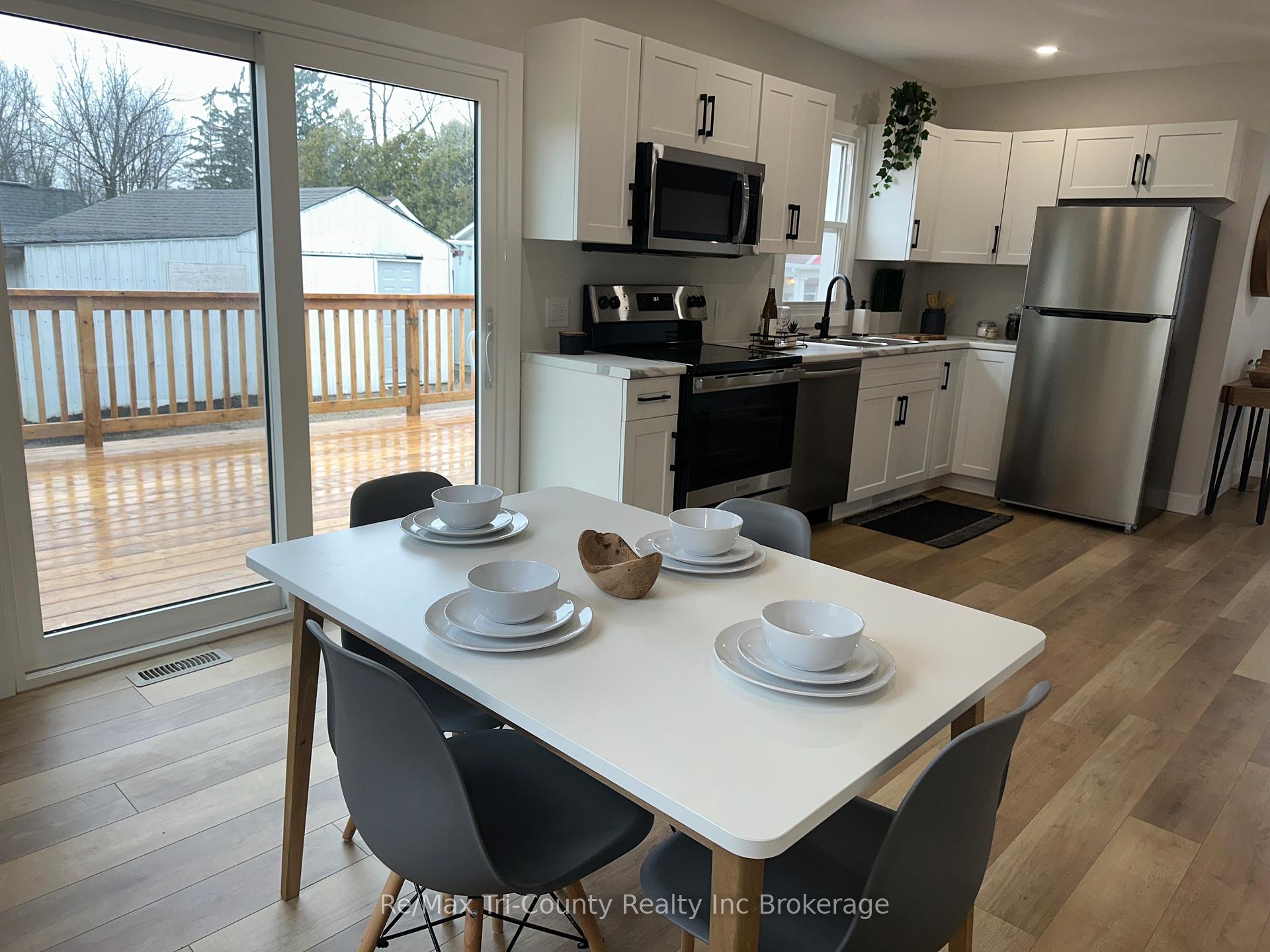Photo 8 of 40032 Talbot Line W, Southwold, Talbotville — HOMEH