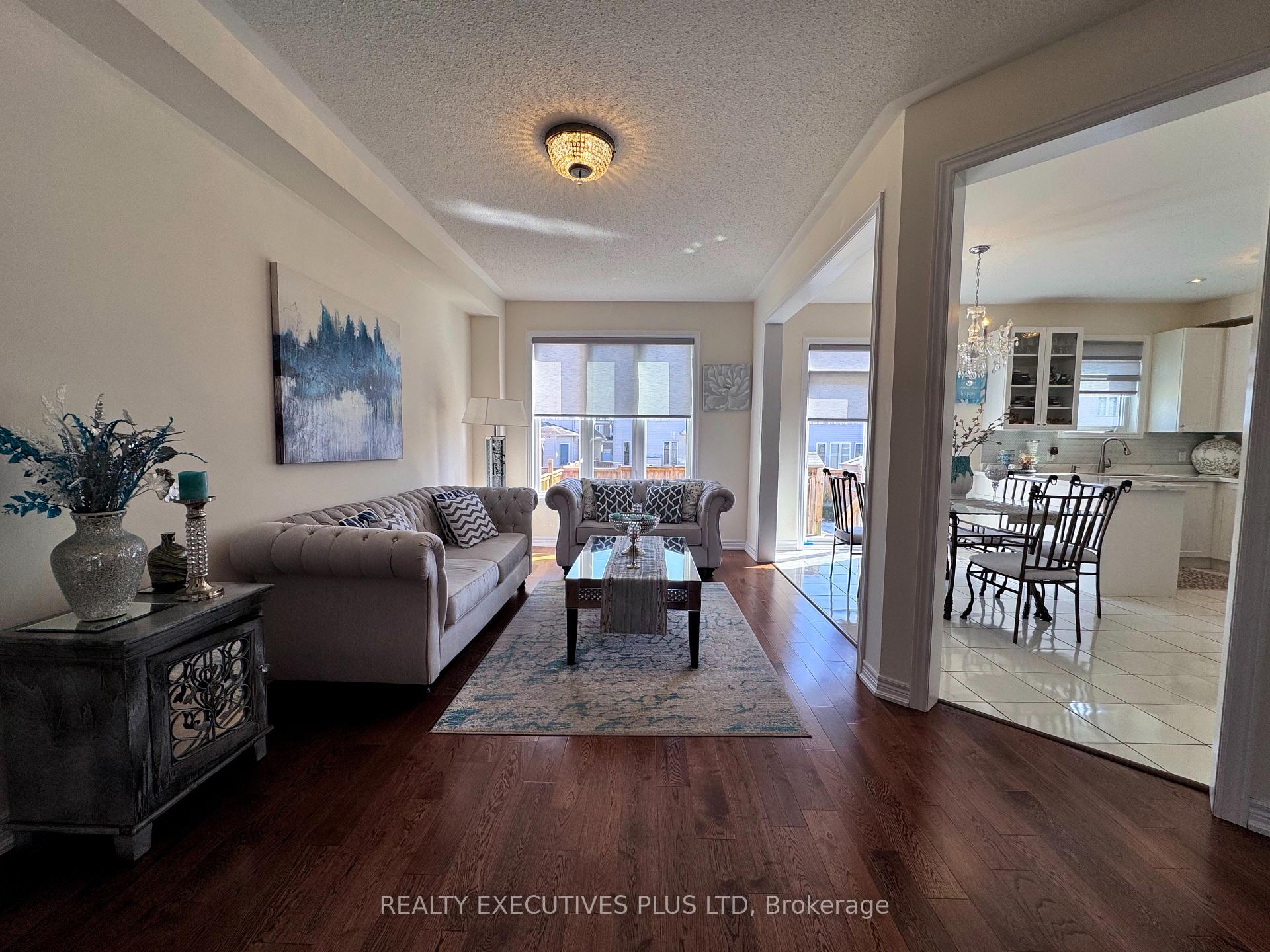 Photo 11 of 236 Johnson Drive, Shelburne — HOMEH