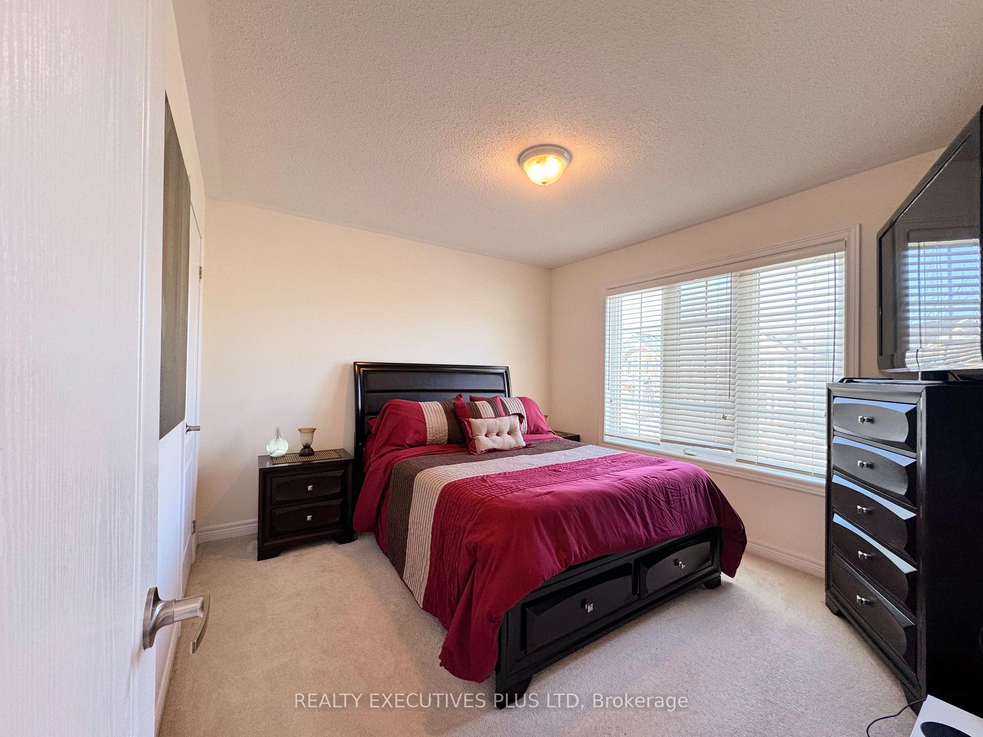 Photo 24 of 236 Johnson Drive, Shelburne — HOMEH