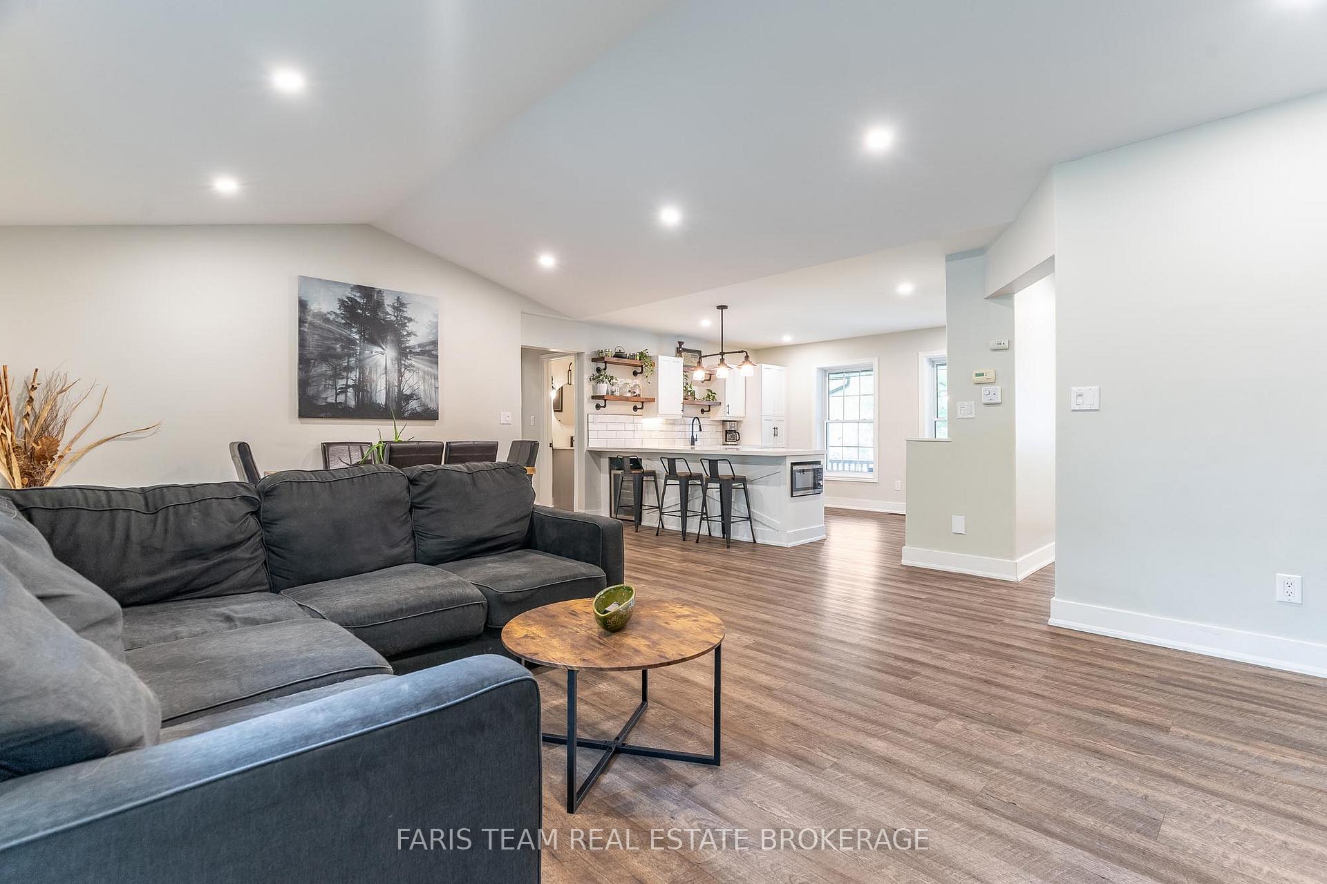Photo 8 of 3563 Timberline Avenue, Severn, West Shore — HOMEH