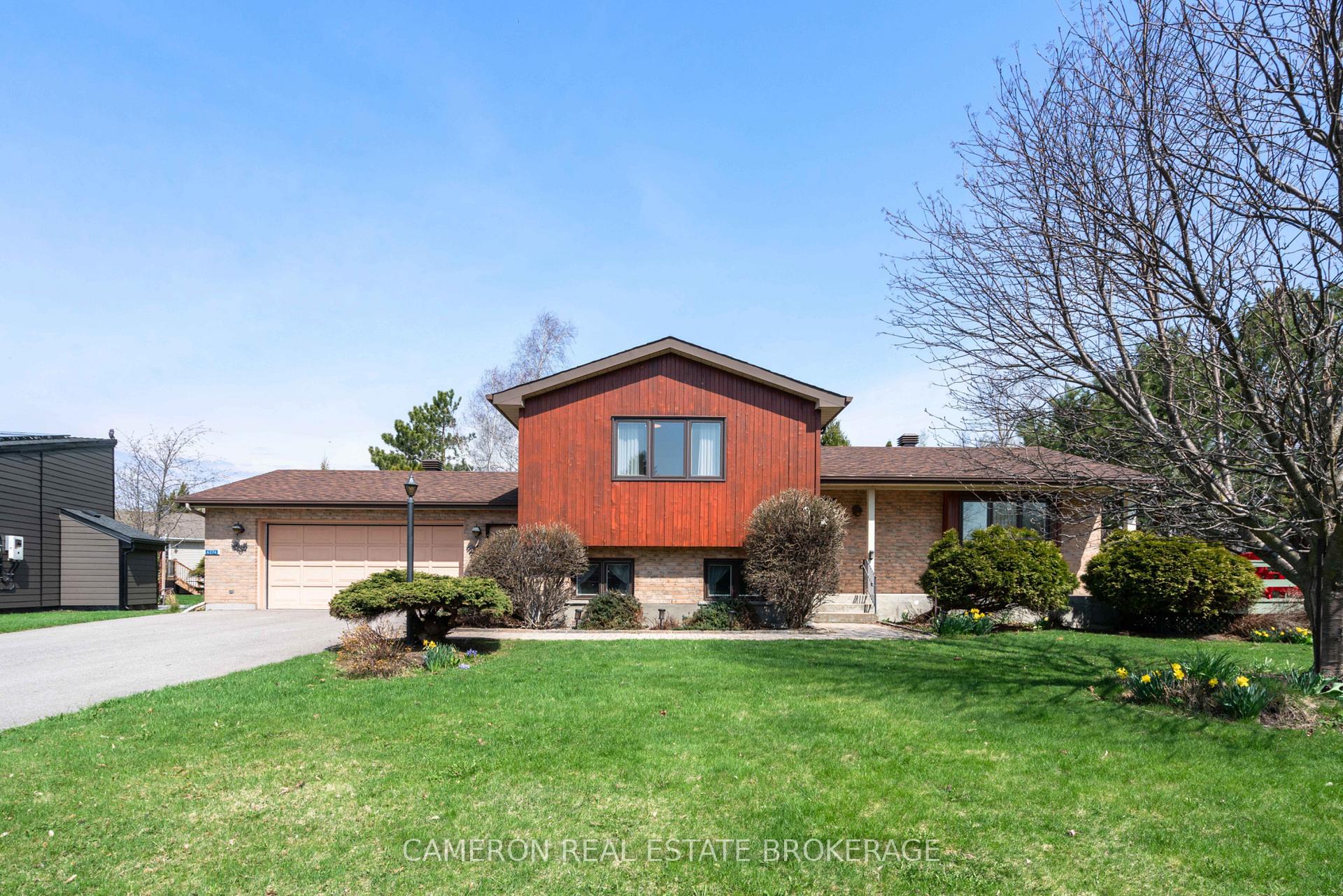 Photo 1 of 6274 MacRae Court, South Glengarry, South Glengarry (Lancaster) Twp — HOMEH