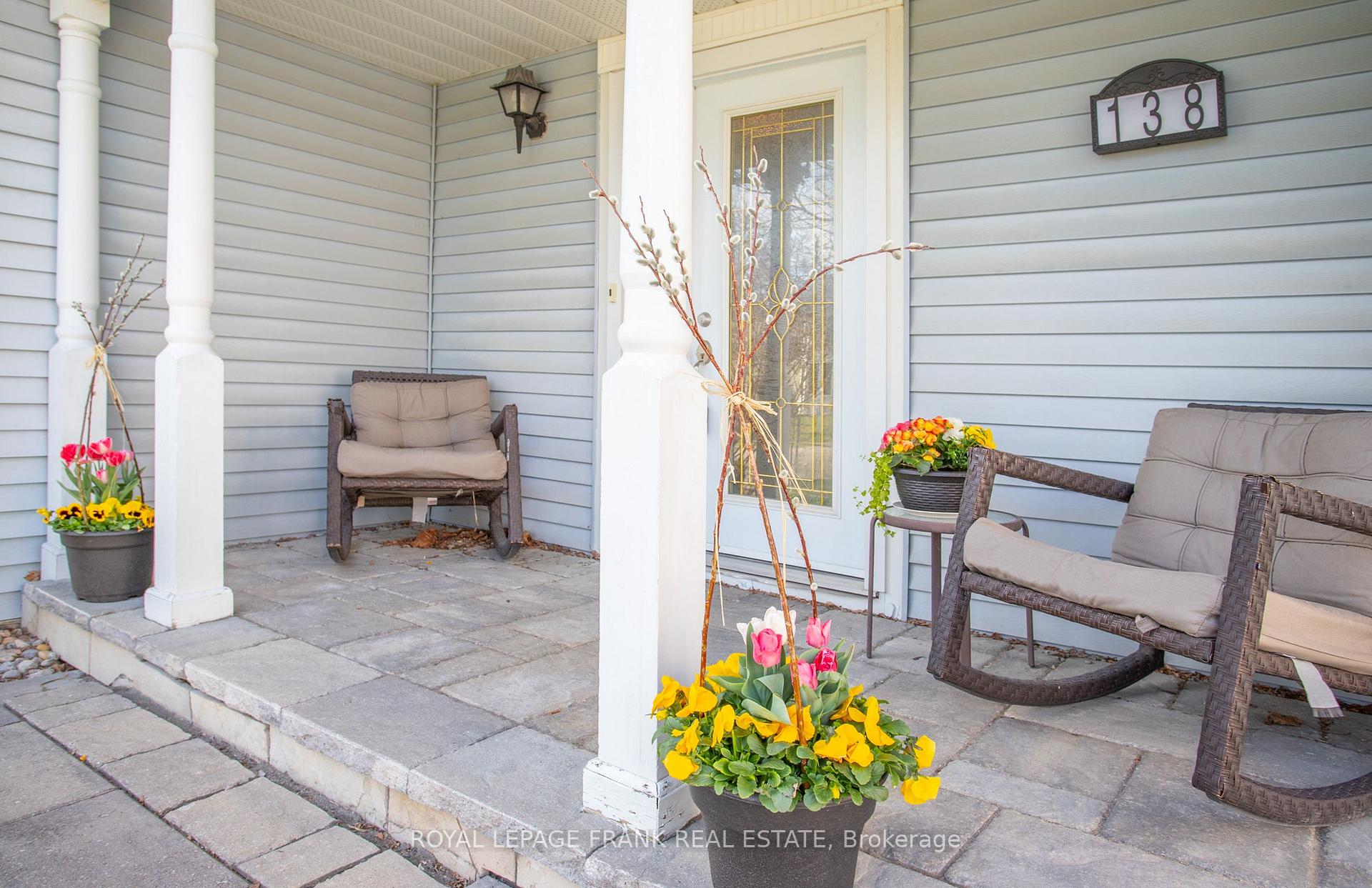 Photo 4 of 138 Allan Street, Scugog, Port Perry — HOMEH