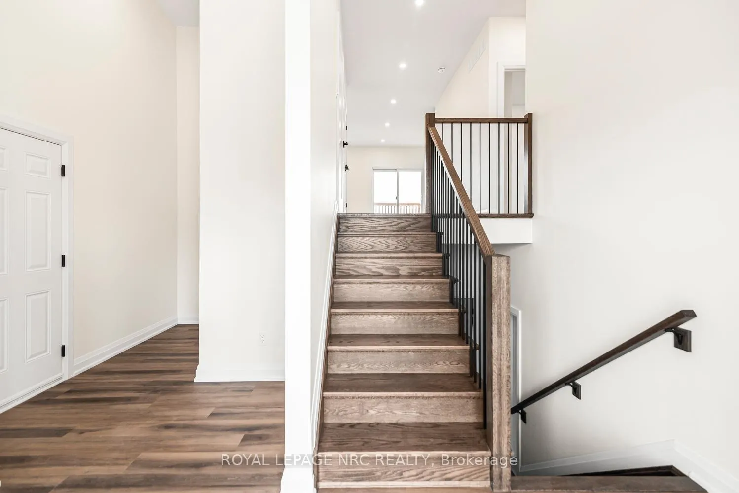Photo 2 of 4180 Fly Road, Lincoln, Escarpment — HOMEH