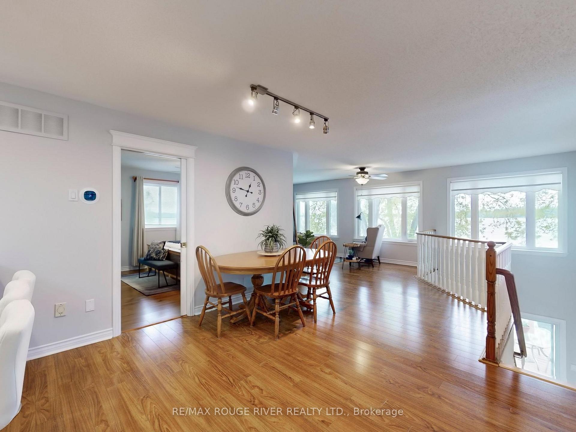 Photo 20 of 39 Coulcliff Boulevard, Scugog, Port Perry — HOMEH
