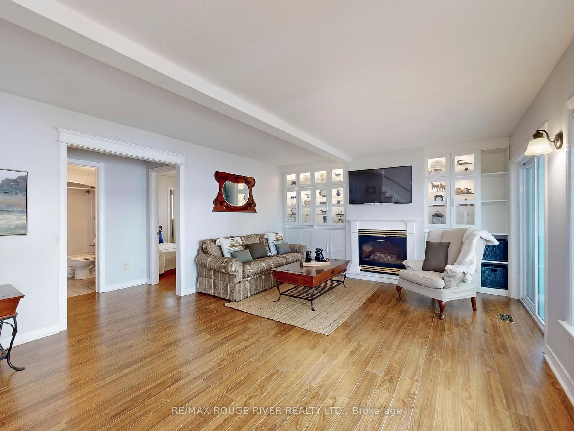 Photo 23 of 39 Coulcliff Boulevard, Scugog, Port Perry — HOMEH