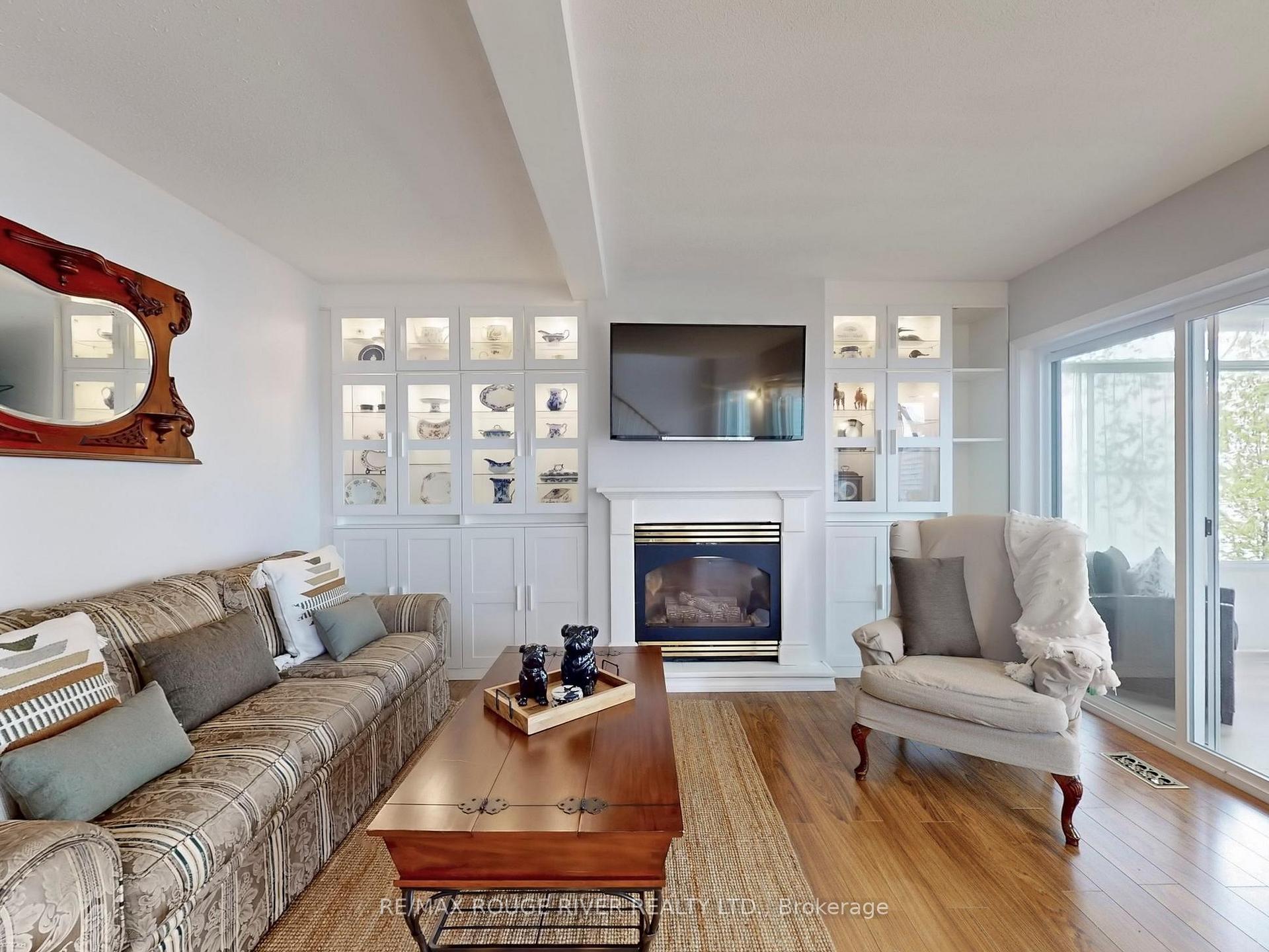 Photo 24 of 39 Coulcliff Boulevard, Scugog, Port Perry — HOMEH