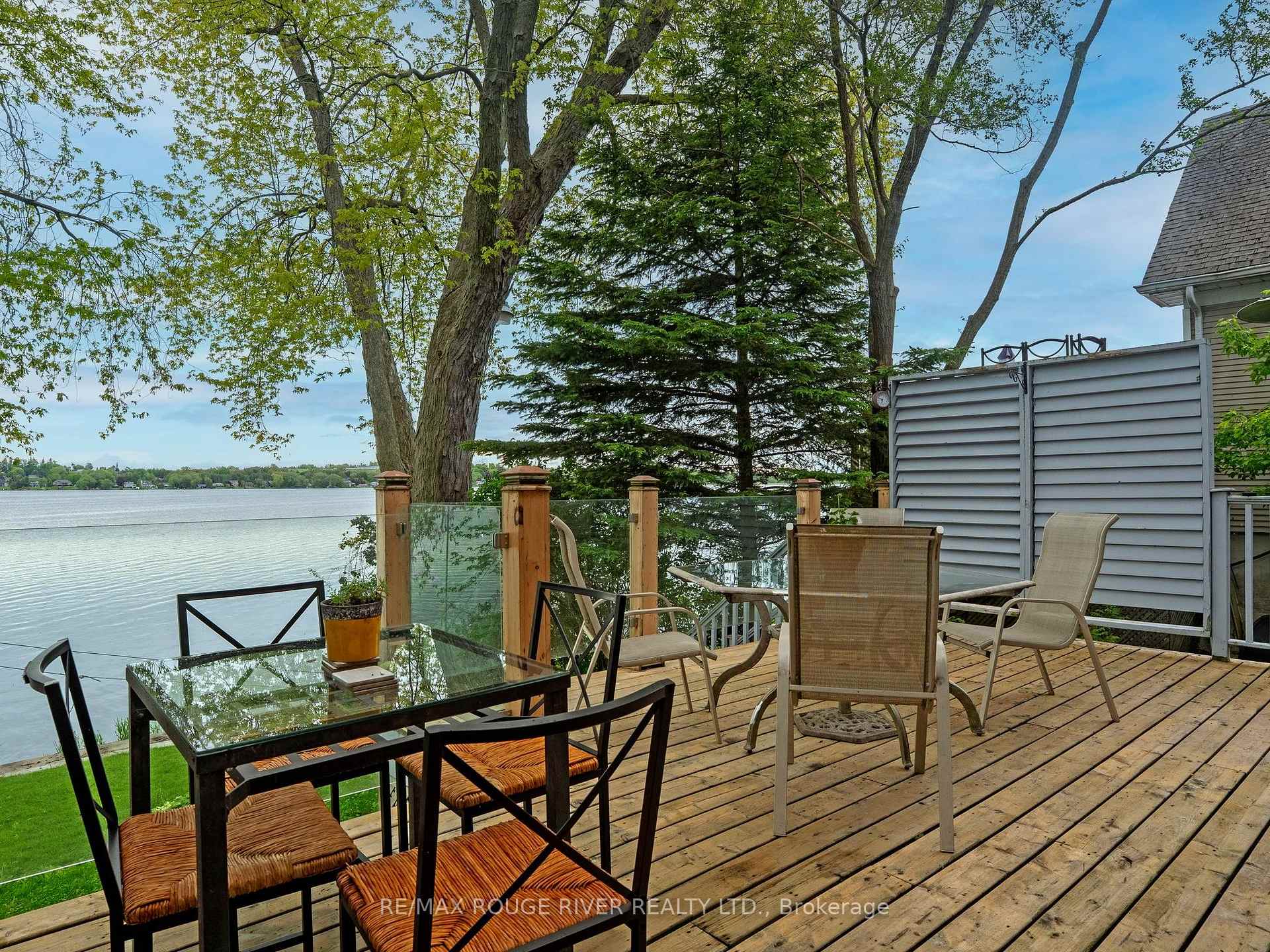 Photo 33 of 39 Coulcliff Boulevard, Scugog, Port Perry — HOMEH