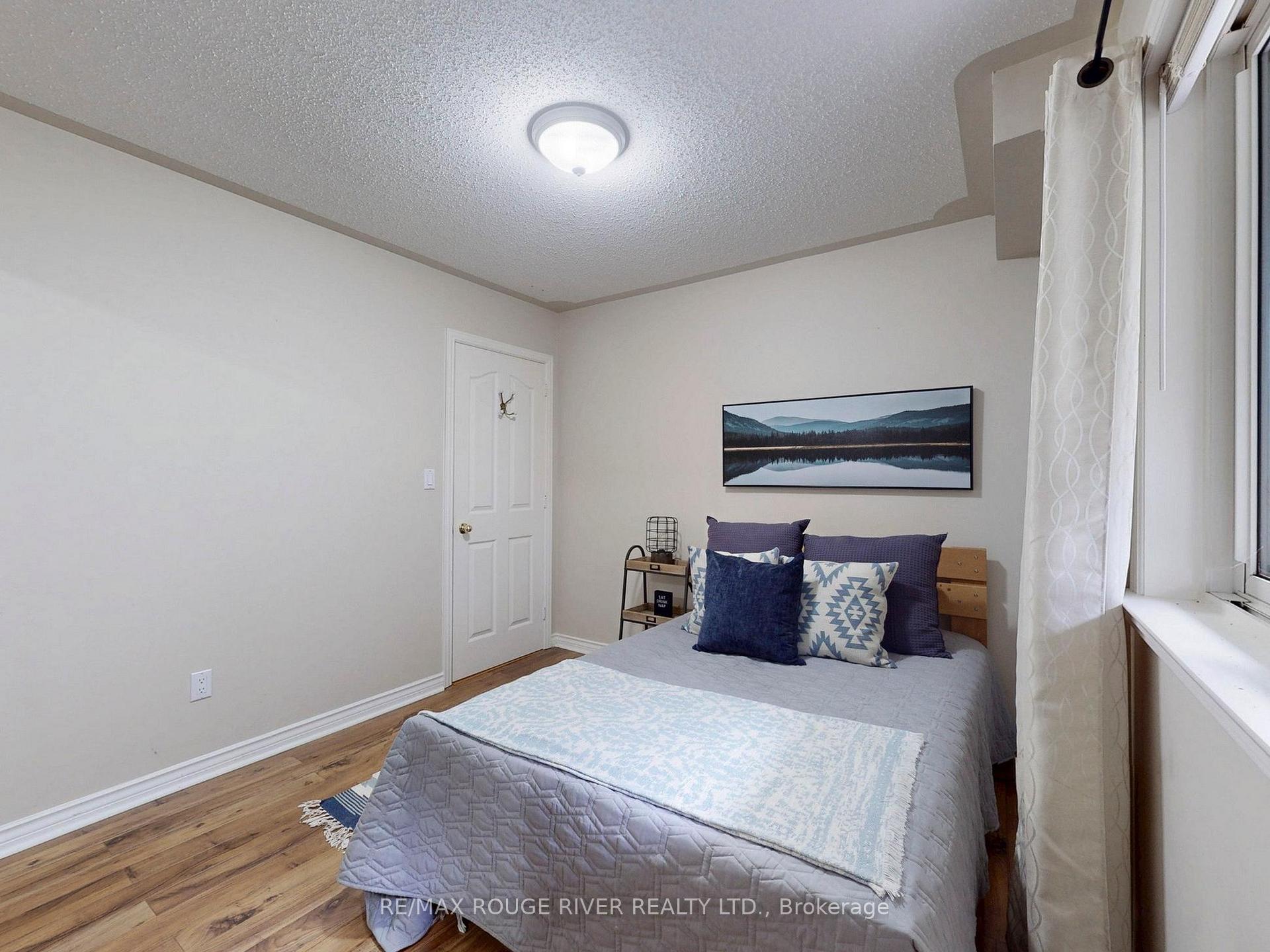 Photo 40 of 39 Coulcliff Boulevard, Scugog, Port Perry — HOMEH