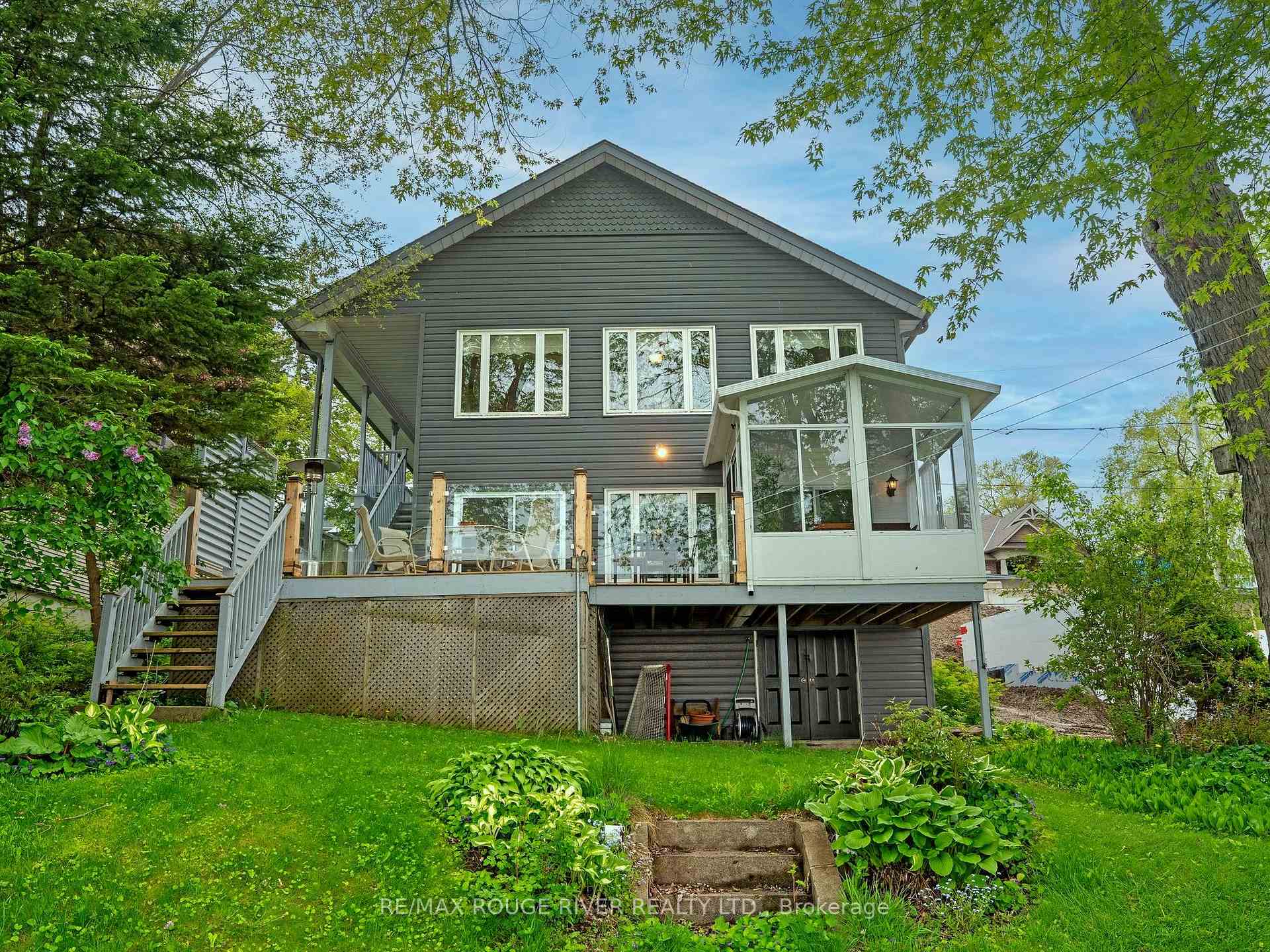 Photo 43 of 39 Coulcliff Boulevard, Scugog, Port Perry — HOMEH