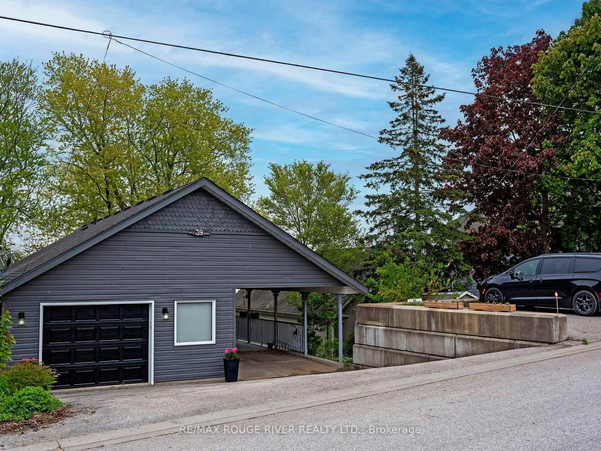 Photo 49 of 39 Coulcliff Boulevard, Scugog, Port Perry — HOMEH