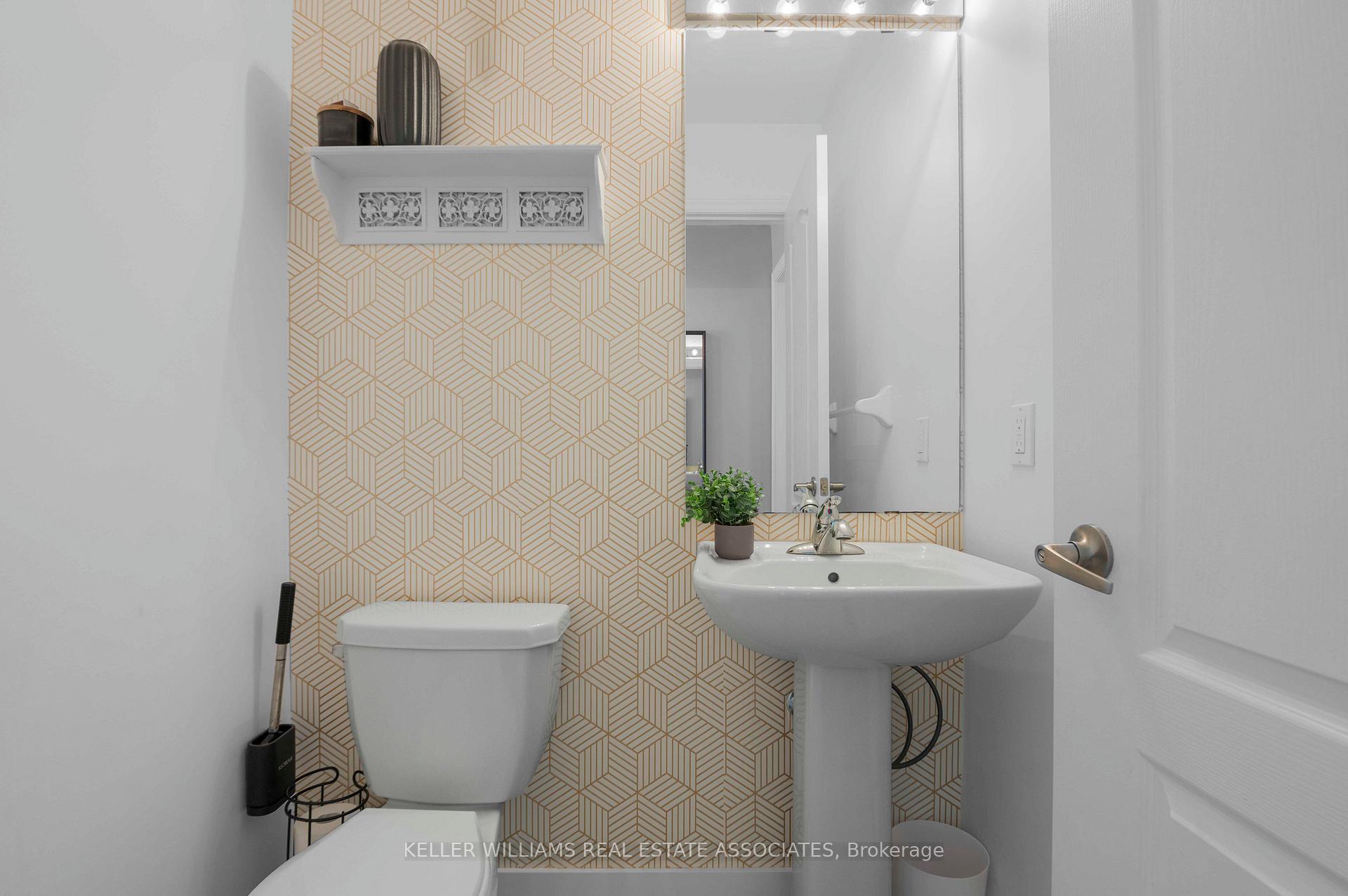Photo 10 of 861 Cook Crescent, Shelburne — HOMEH
