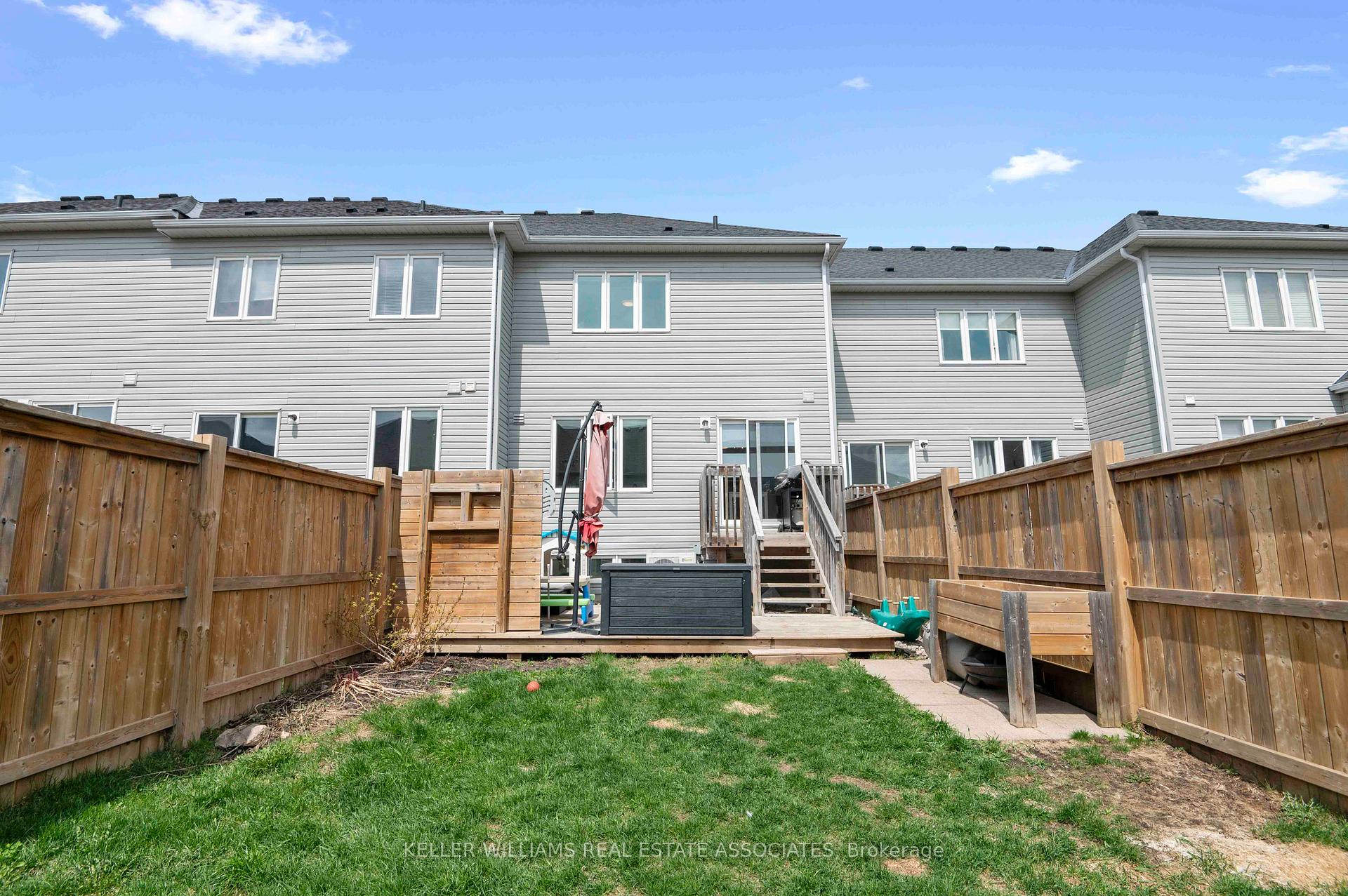 Photo 33 of 861 Cook Crescent, Shelburne — HOMEH