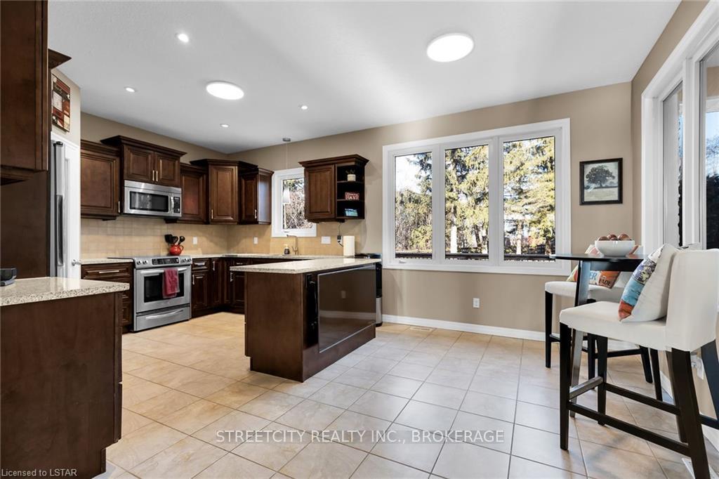 Photo 10 of 35844 Stafford Line, Southwold, Rural Southwold — HOMEH