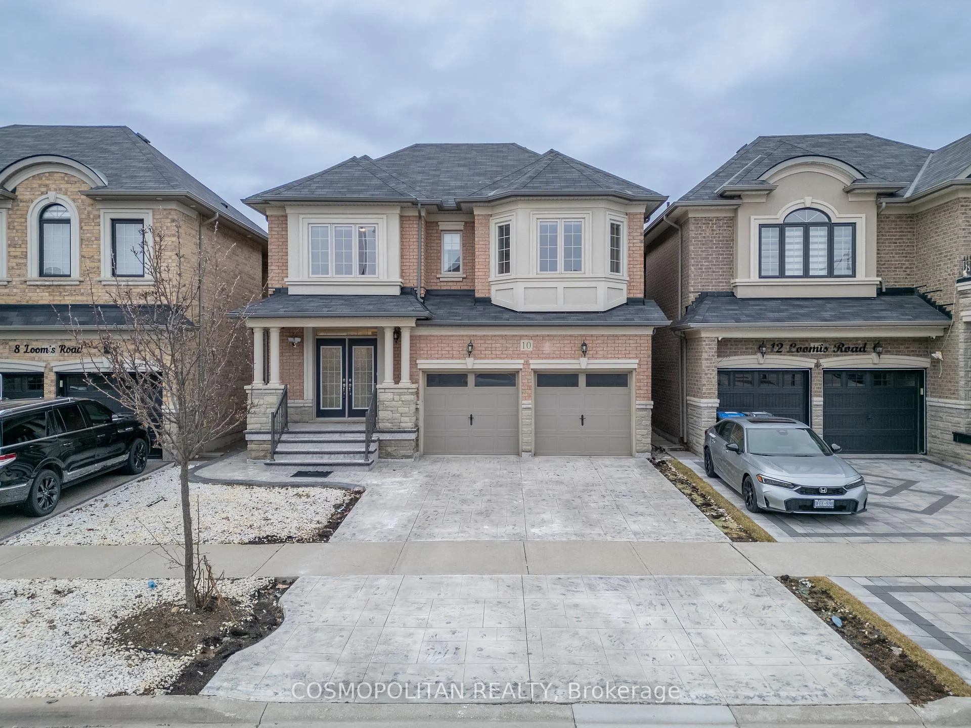 Photo 4 of 10 Loomis Road, Brampton, Northwest Brampton — HOMEH