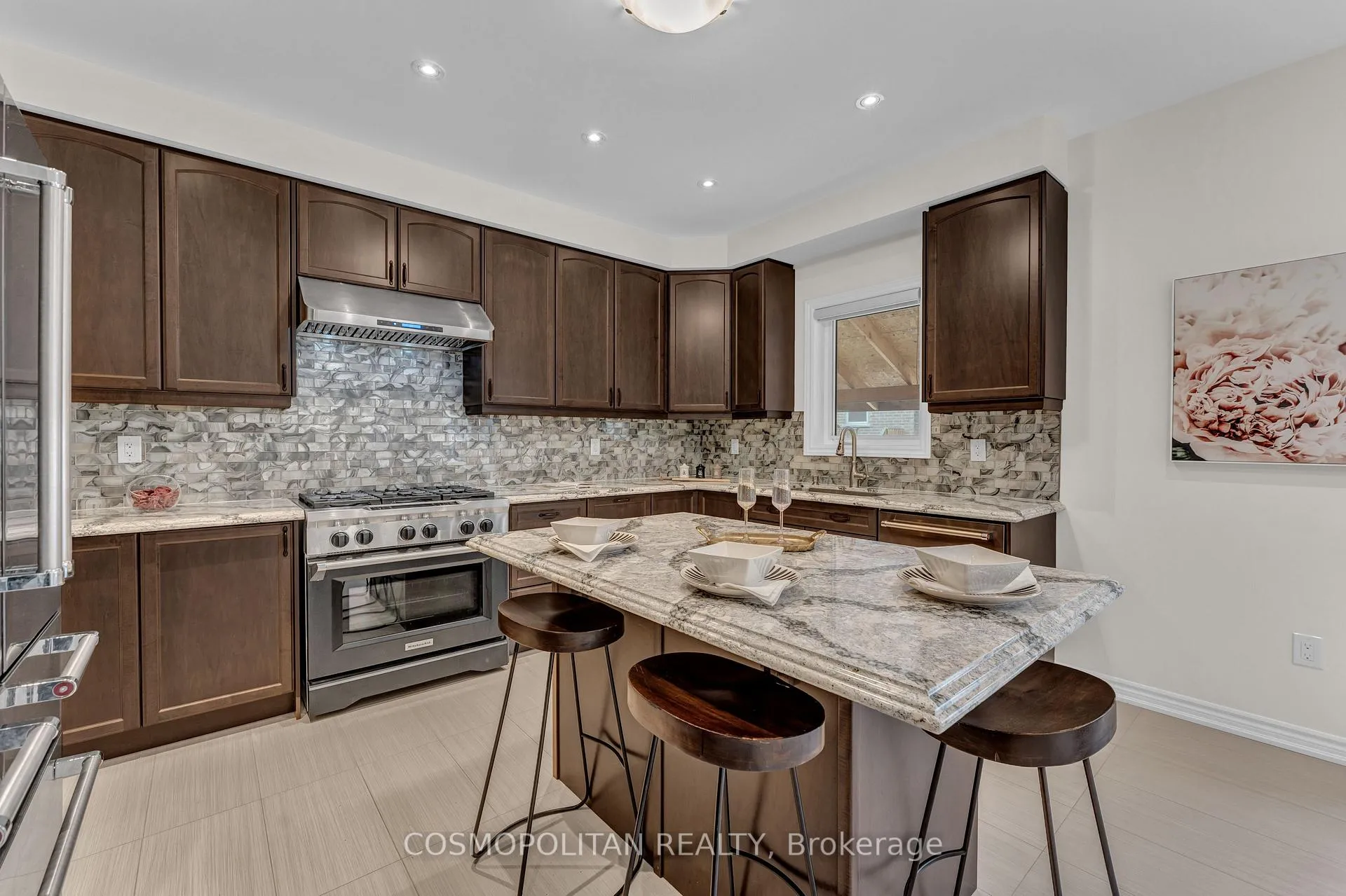 Photo 7 of 10 Loomis Road, Brampton, Northwest Brampton — HOMEH