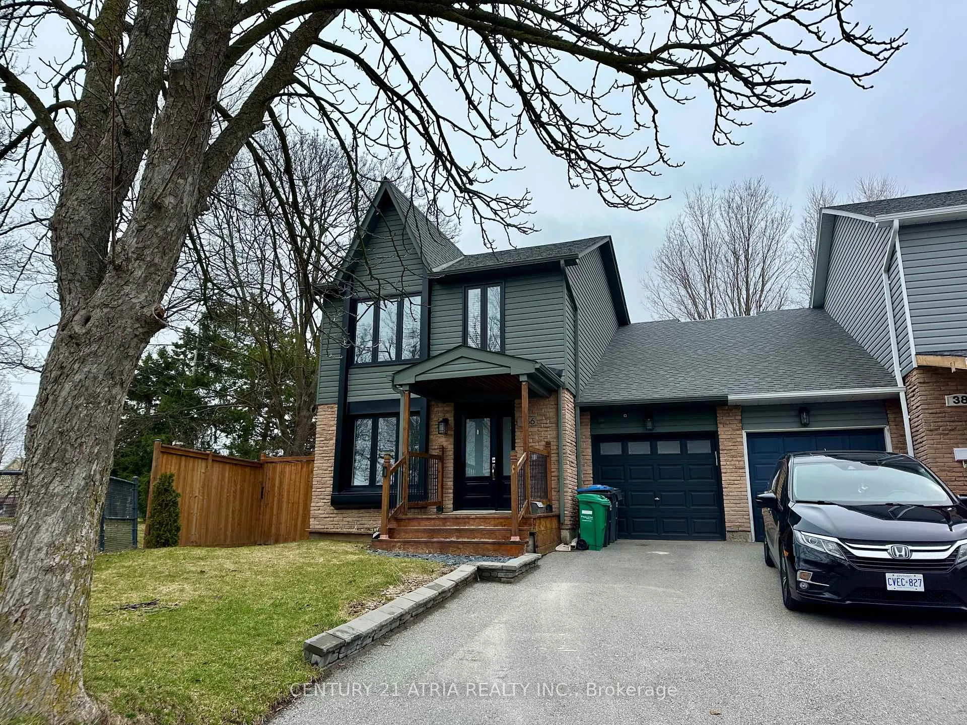 Photo 1 of 36 Lansing Square, Brampton, Heart Lake West — HOMEH