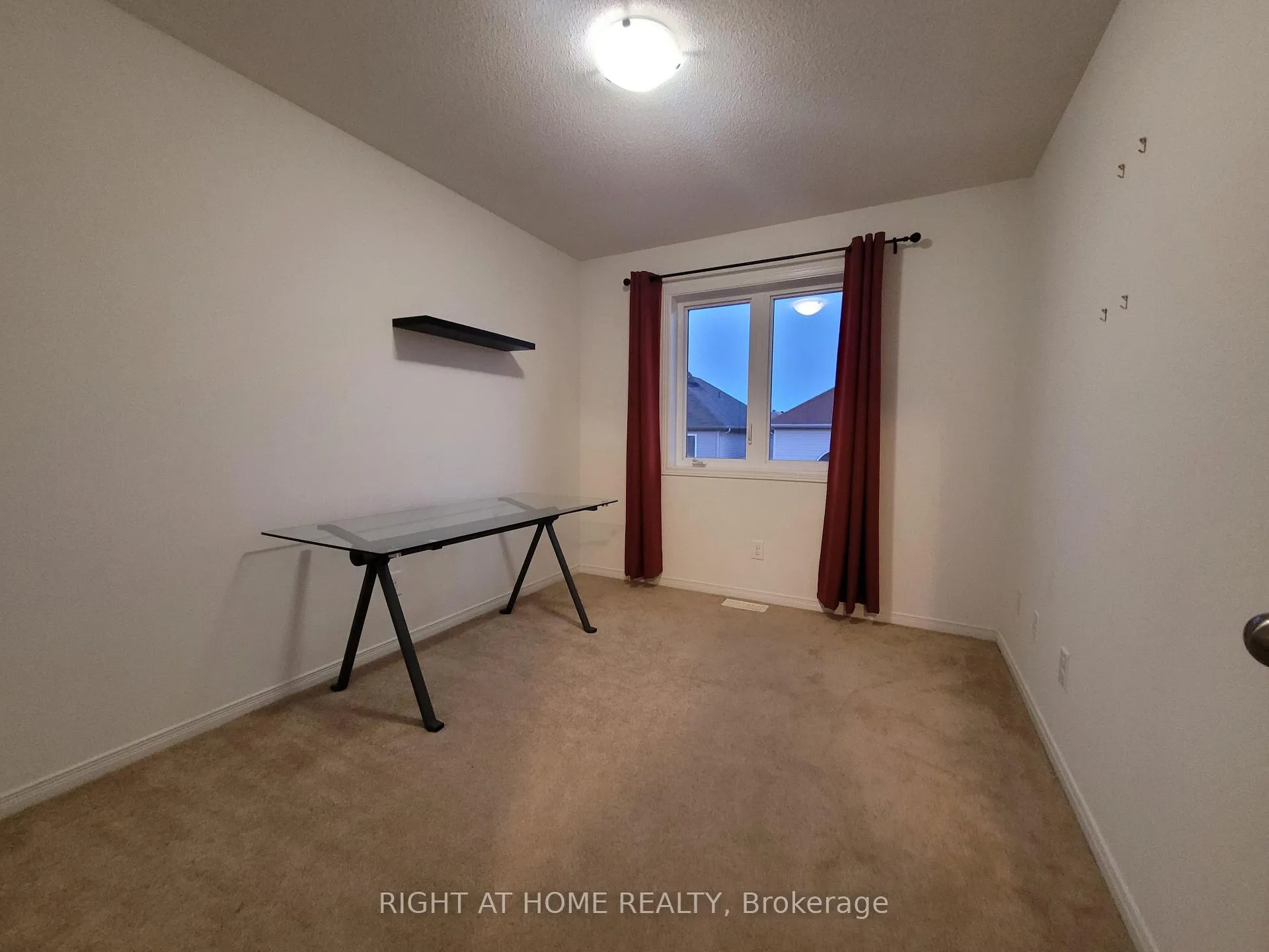 Photo 18 of 204 Rolling Meadow Crescent, Ottawa, Mer Bleue/Bradley Estates/Anderson Park — HOMEH