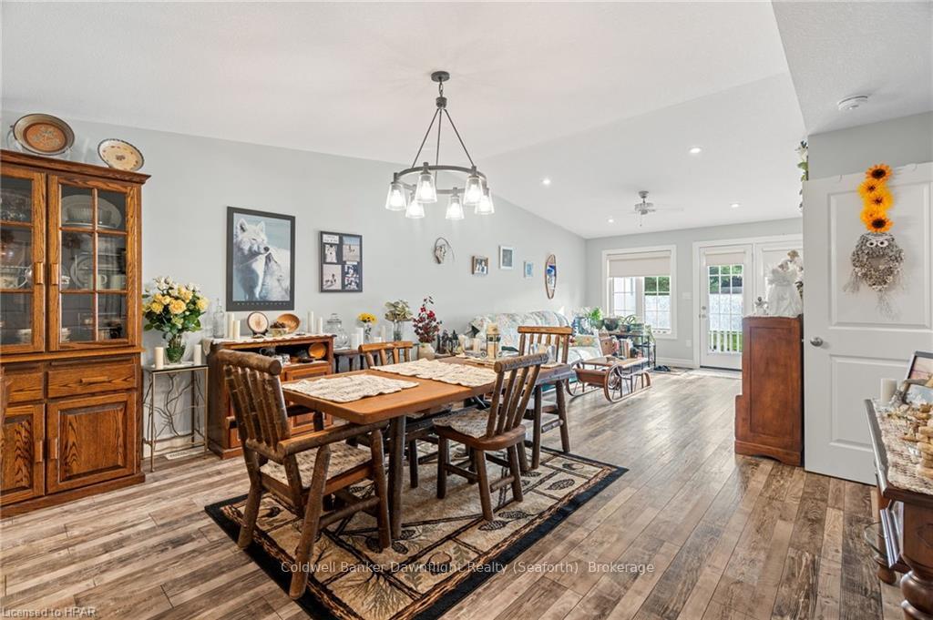 Photo 10 of 45 Devon Drive, South Huron, Exeter — HOMEH