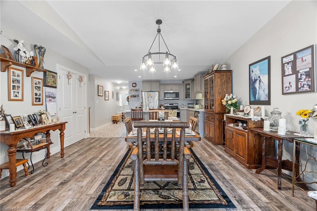 Photo 15 of 45 Devon Drive, South Huron, Exeter — HOMEH