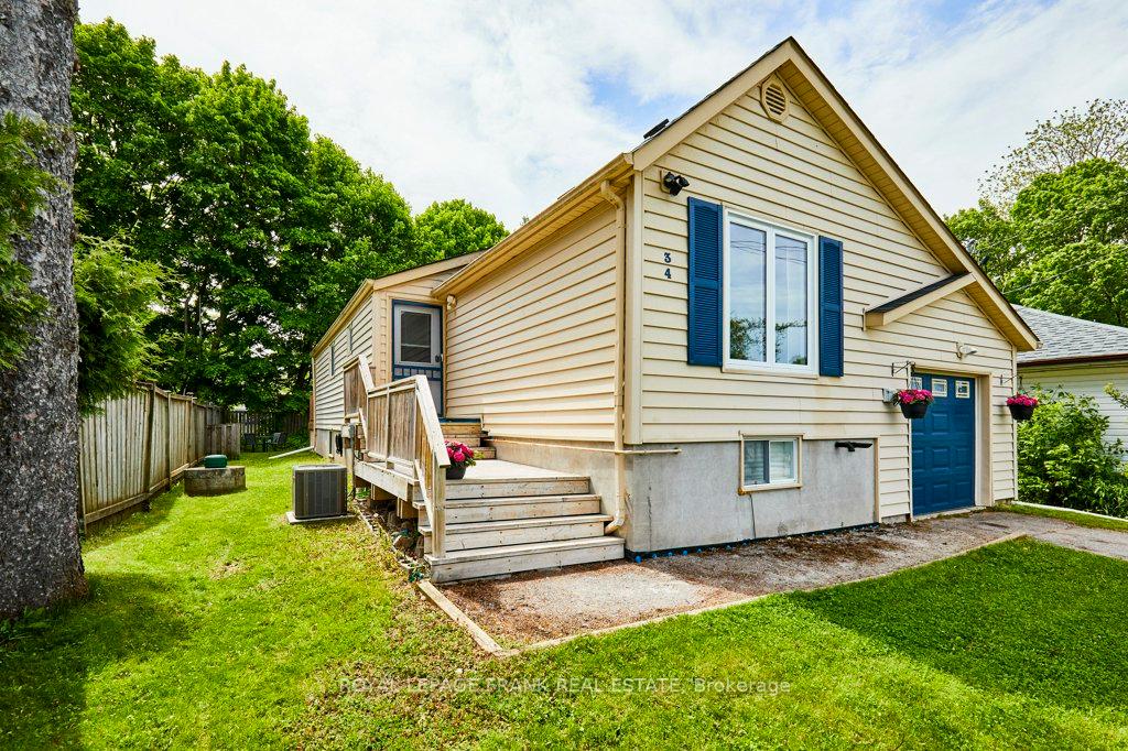 Photo 3 of 34 Lakeview Avenue, Scugog, Rural Scugog — HOMEH
