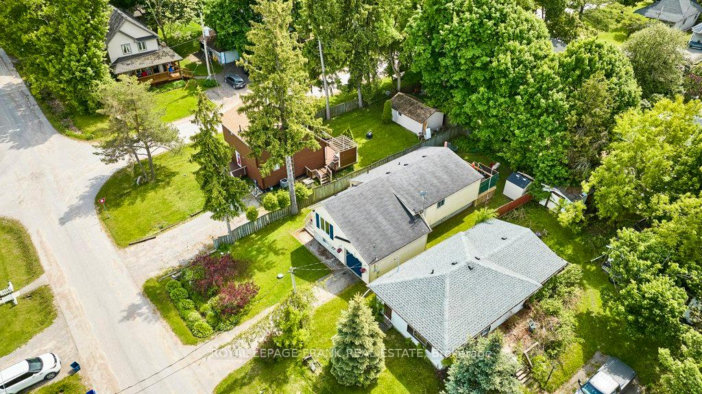 Photo 12 of 34 Lakeview Avenue, Scugog, Rural Scugog — HOMEH