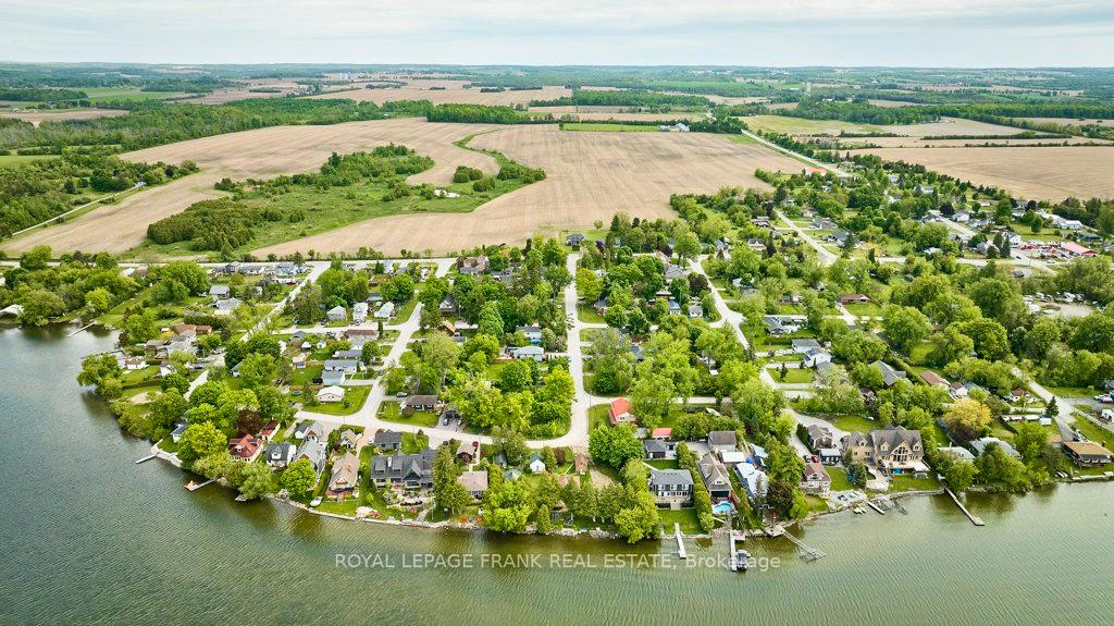 Photo 16 of 34 Lakeview Avenue, Scugog, Rural Scugog — HOMEH