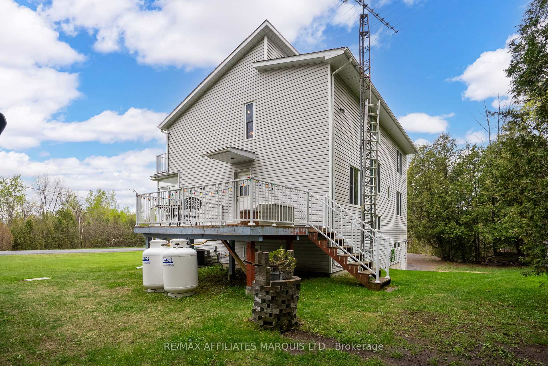 Photo 37 of 22061 Beauchamp Drive, South Glengarry, South Glengarry (Lancaster) Twp — HOMEH