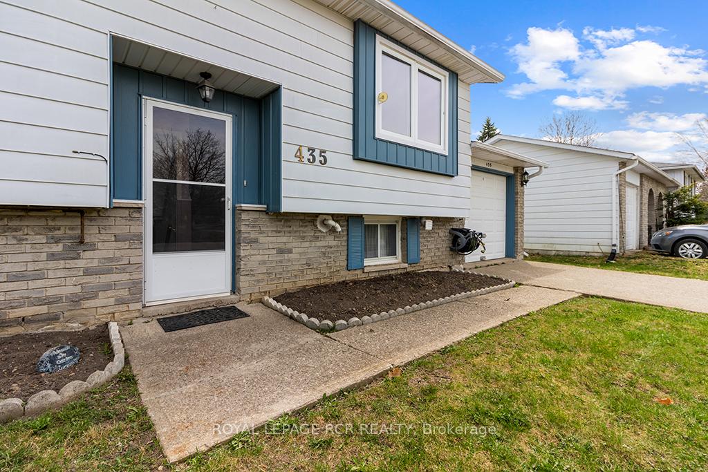Photo 5 of 435 Robert Street, Shelburne — HOMEH
